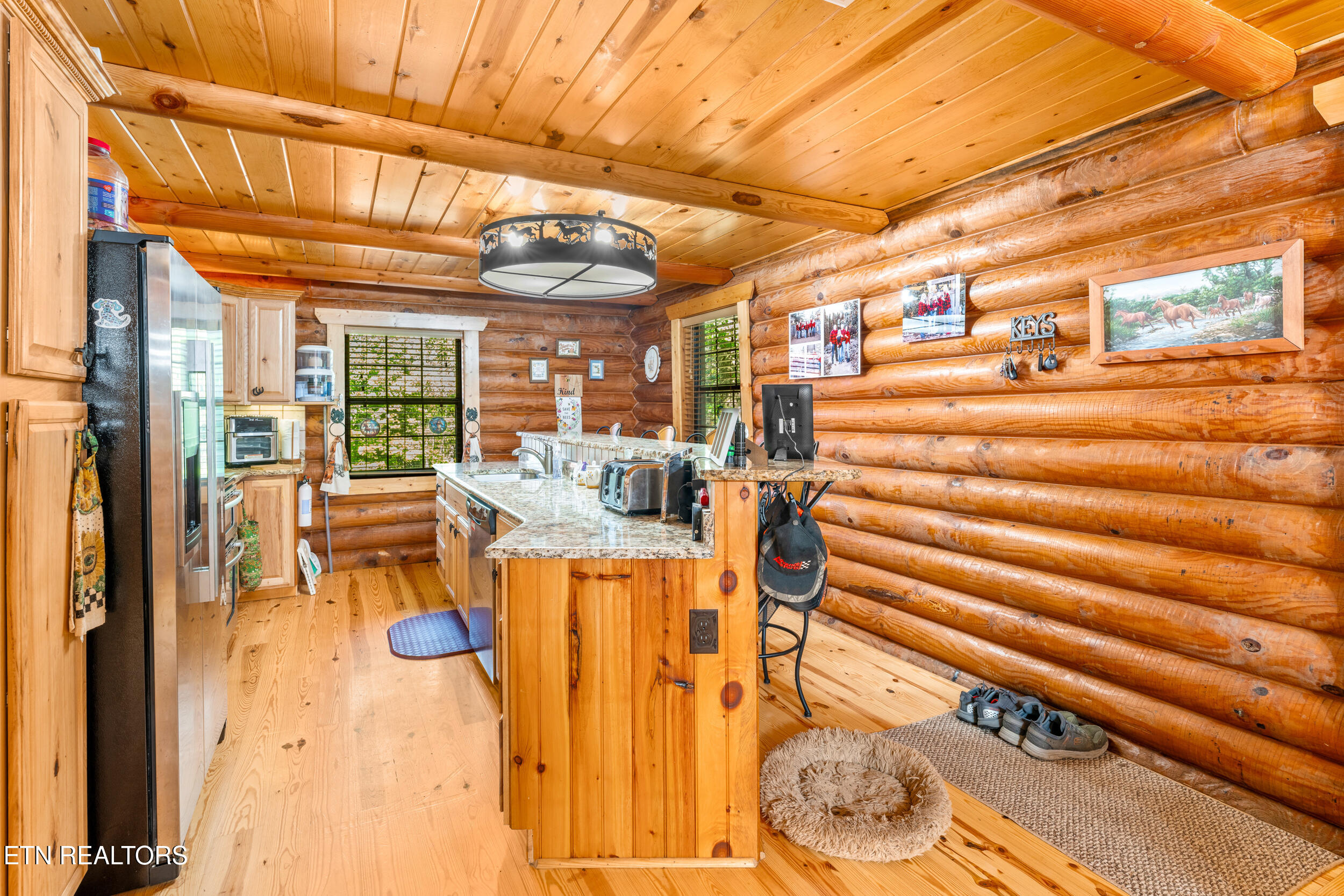 228 Pattie Gap Road Philadelphia TN 37846