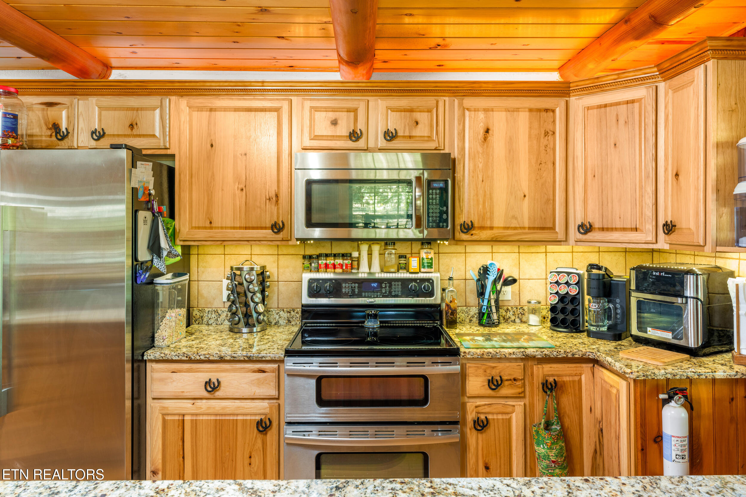 228 Pattie Gap Road Philadelphia TN 37846