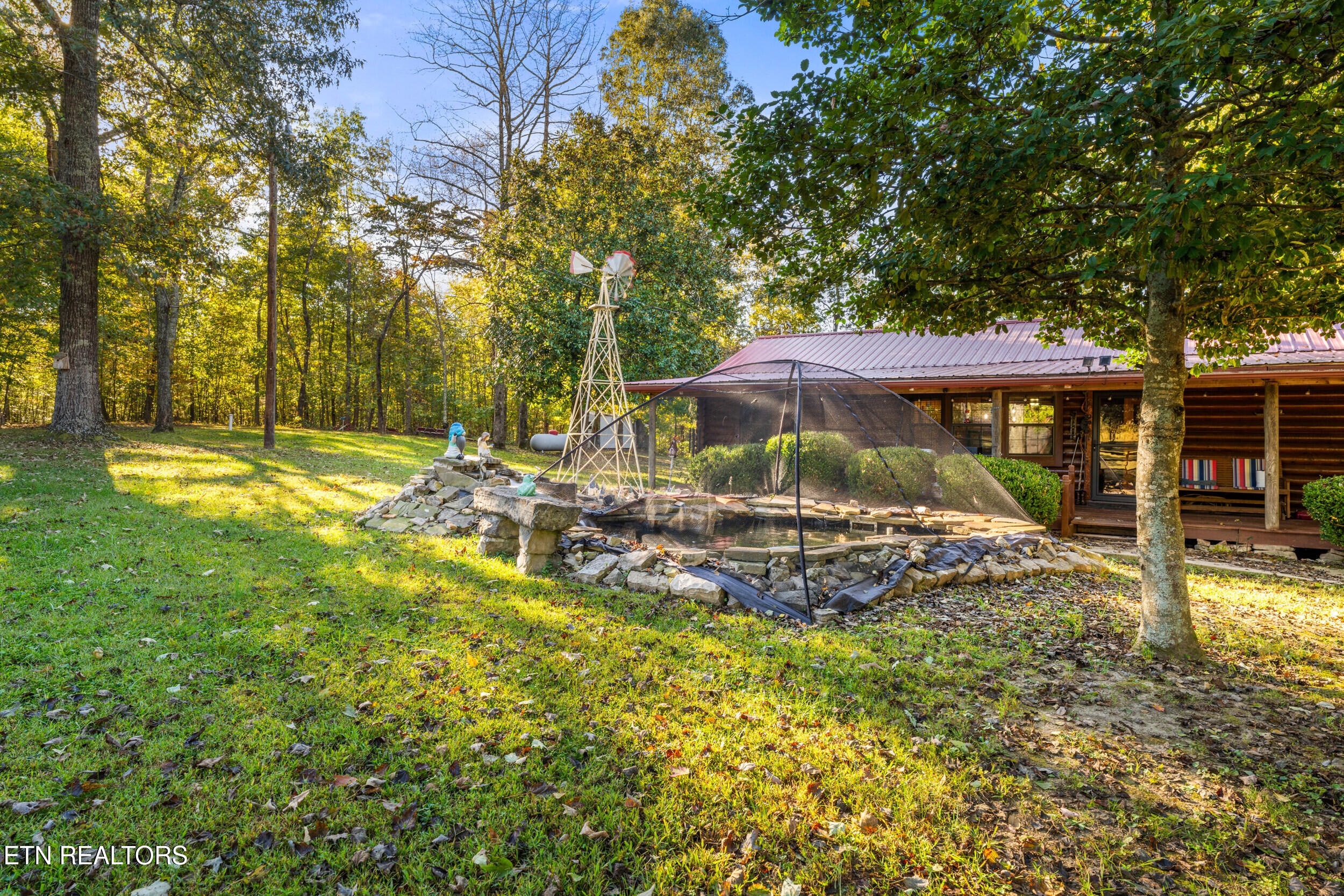 228 Pattie Gap Road Philadelphia TN 37846