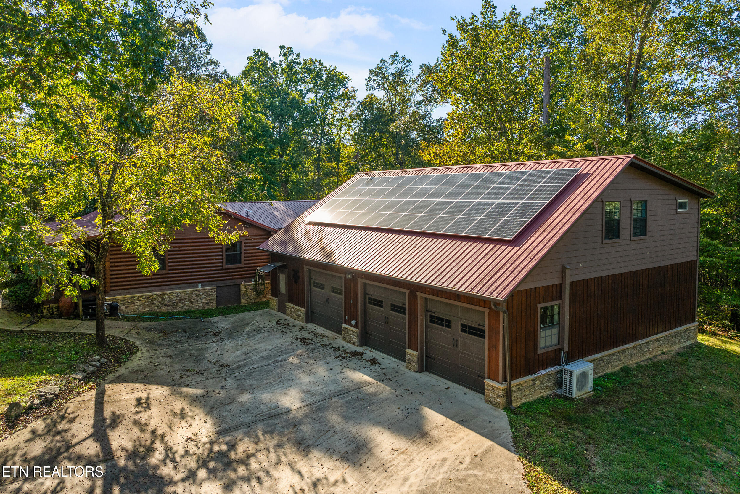 228 Pattie Gap Road Philadelphia TN 37846