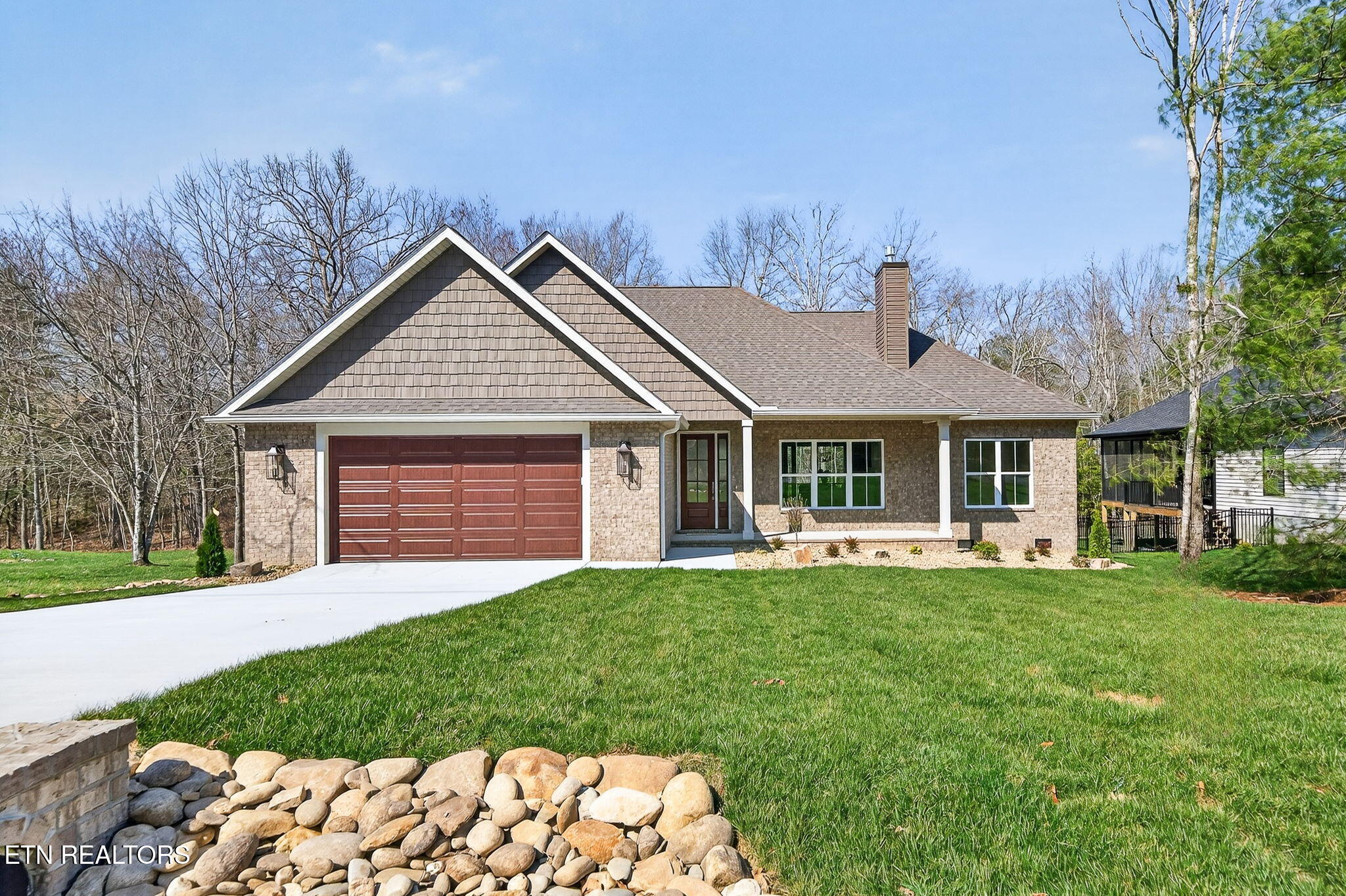 16 Ridgeland Terrace Crossville TN 38558