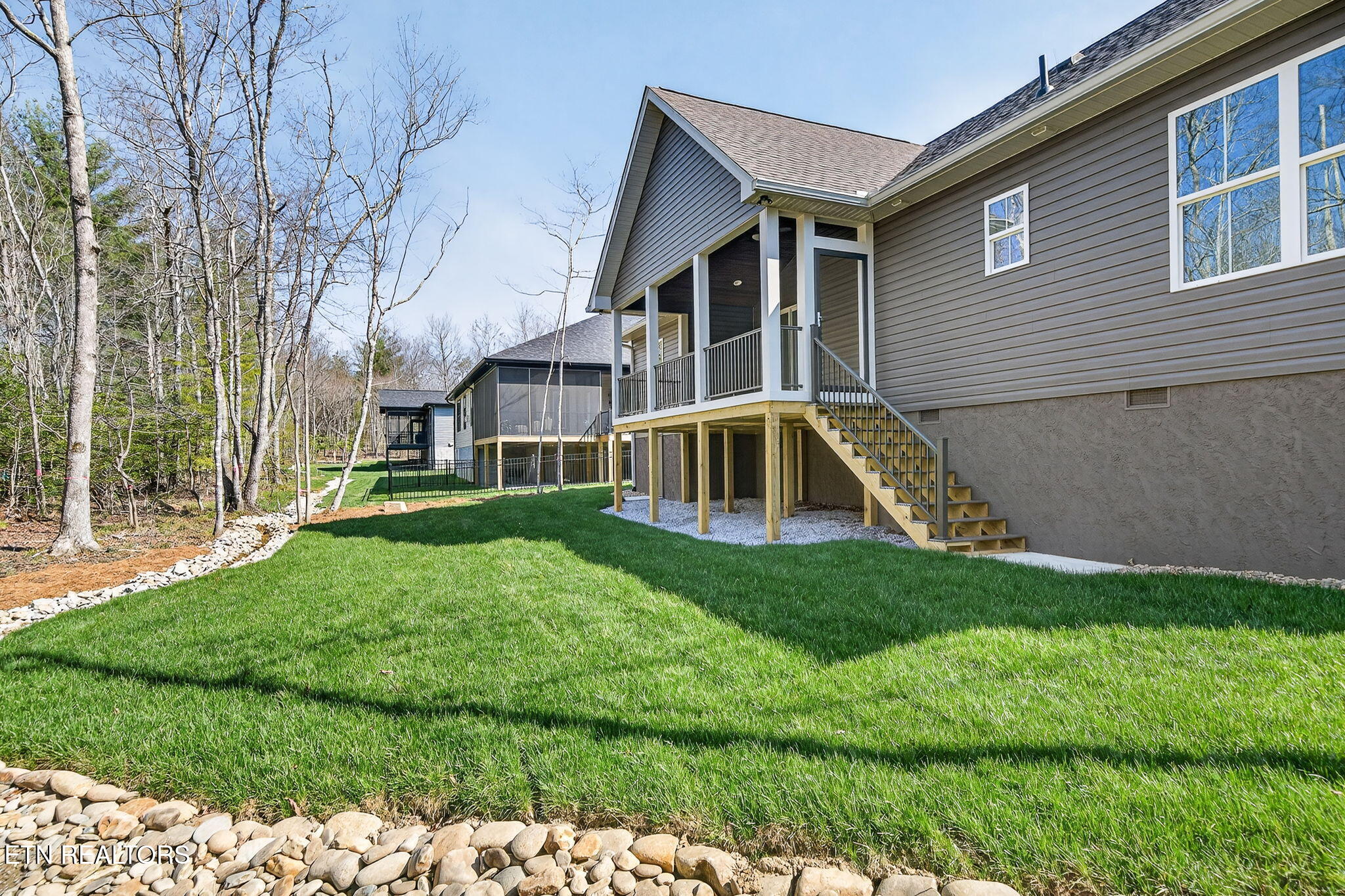 16 Ridgeland Terrace Crossville TN 38558
