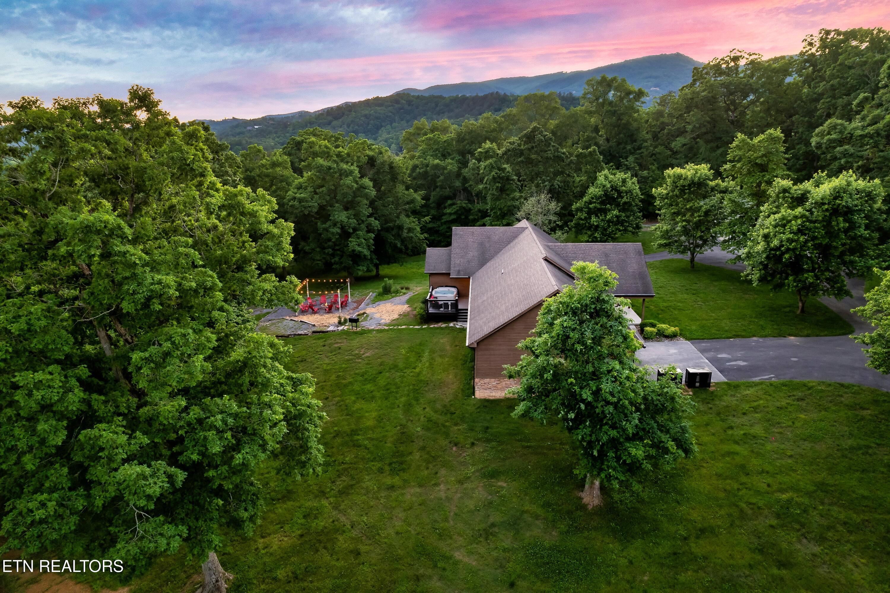 2744 Dayne Drive Sevierville TN 37876
