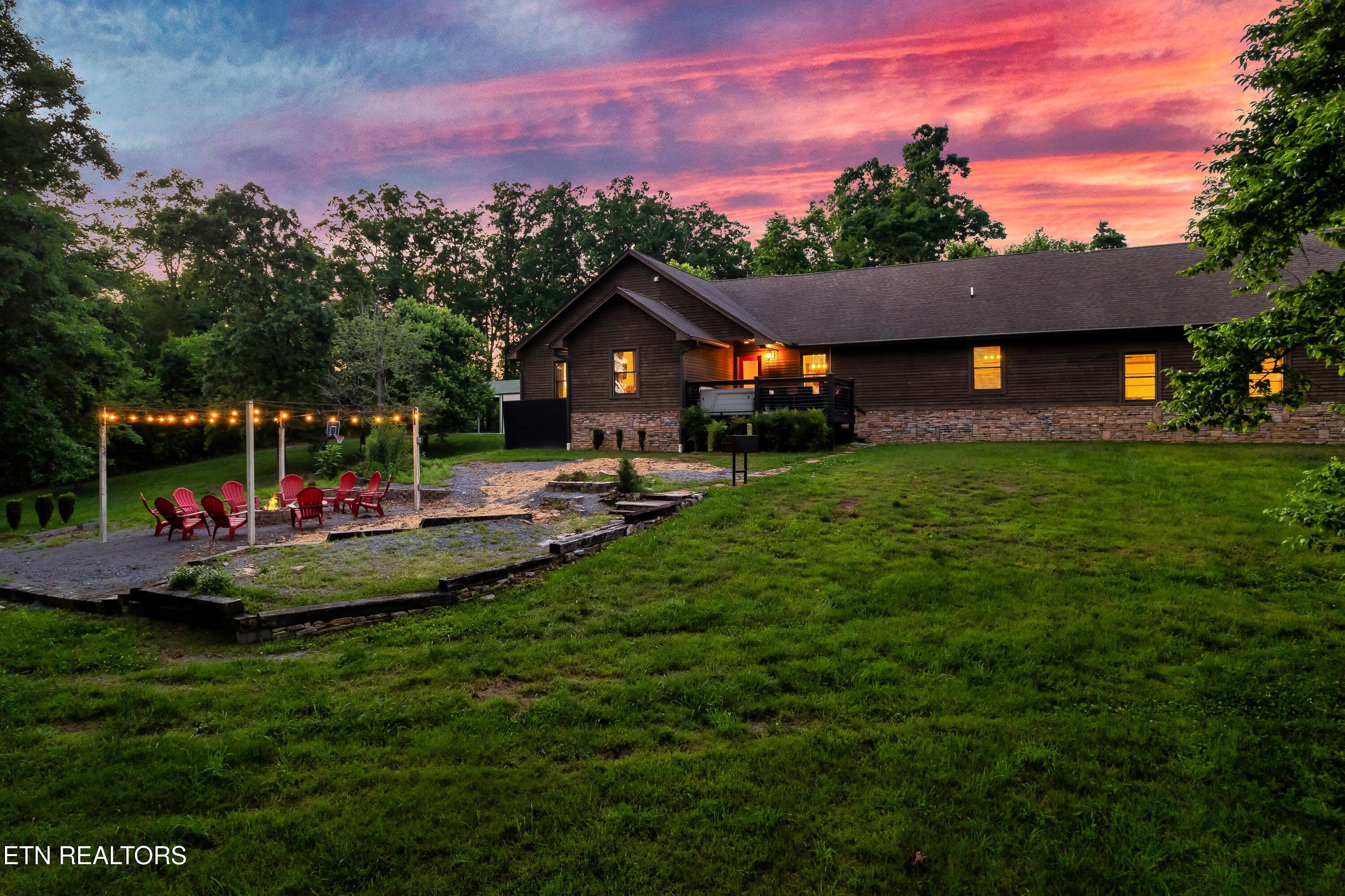2744 Dayne Drive Sevierville TN 37876