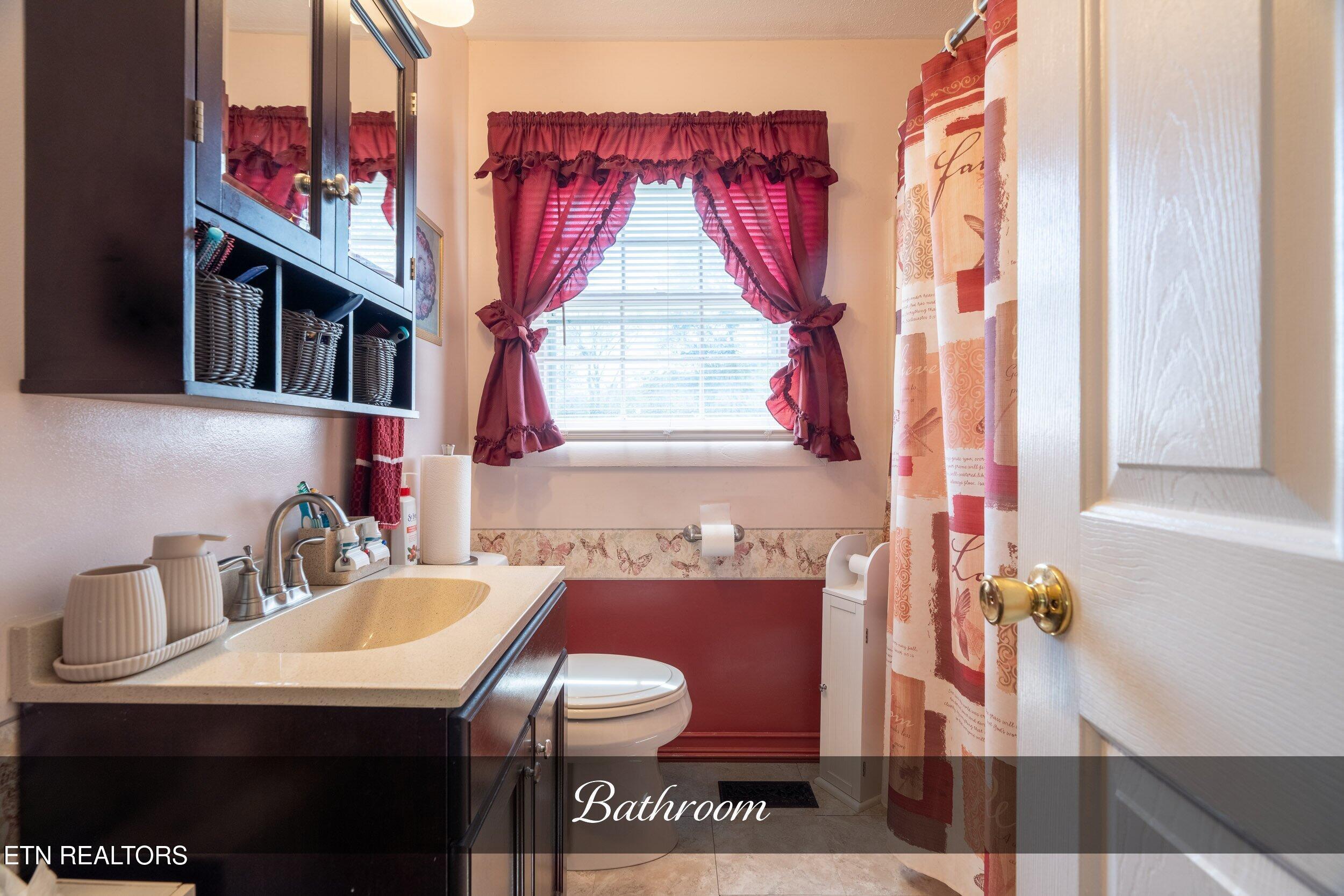 455 Jennings Creek Highway Gainesboro TN 38562