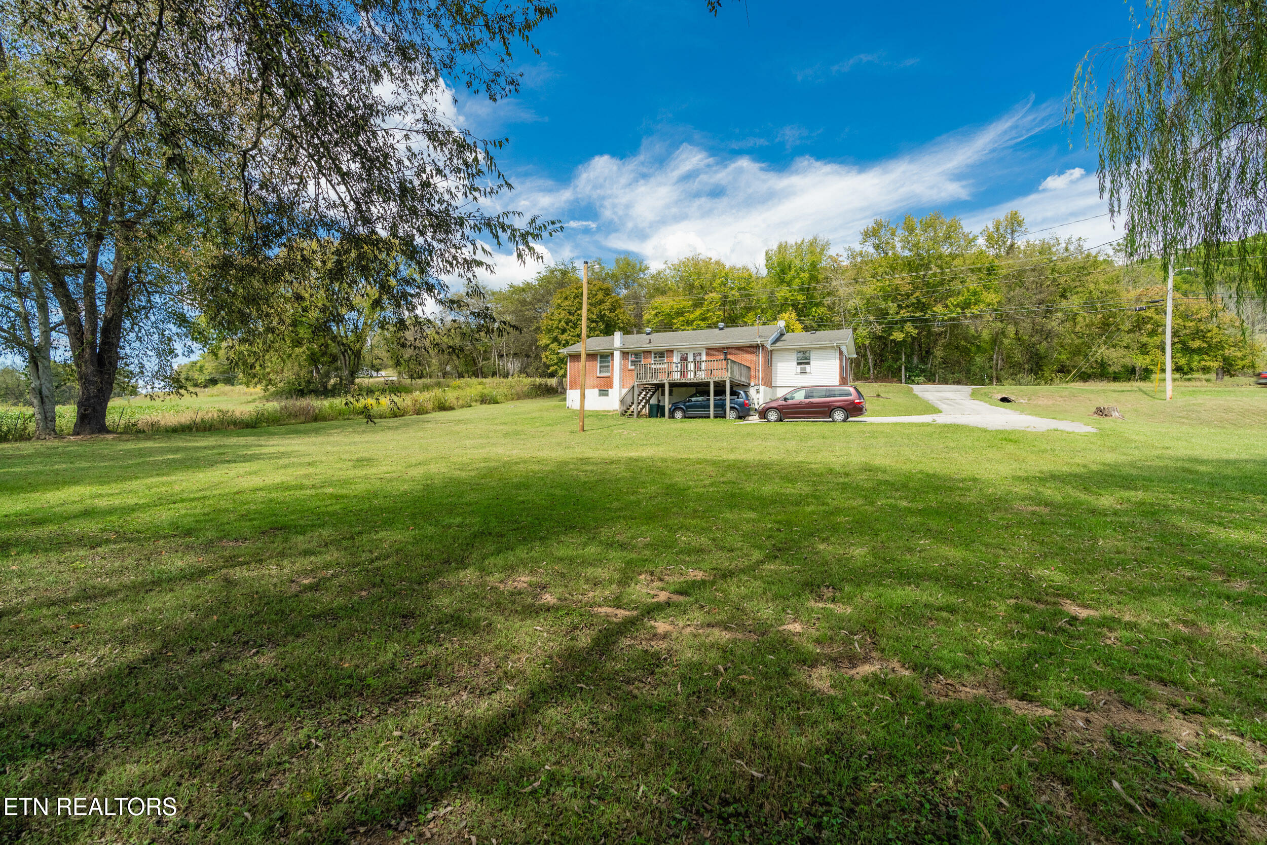 455 Jennings Creek Highway Gainesboro TN 38562