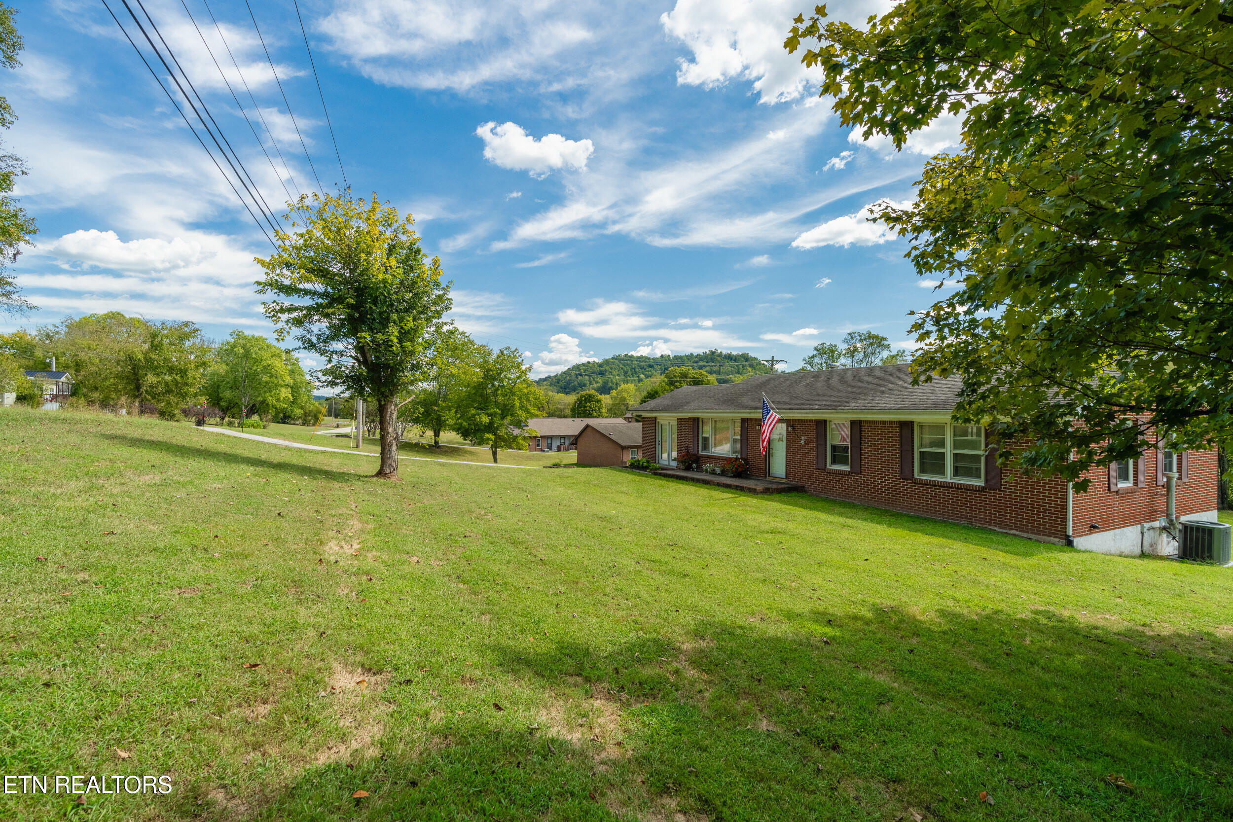 455 Jennings Creek Highway Gainesboro TN 38562