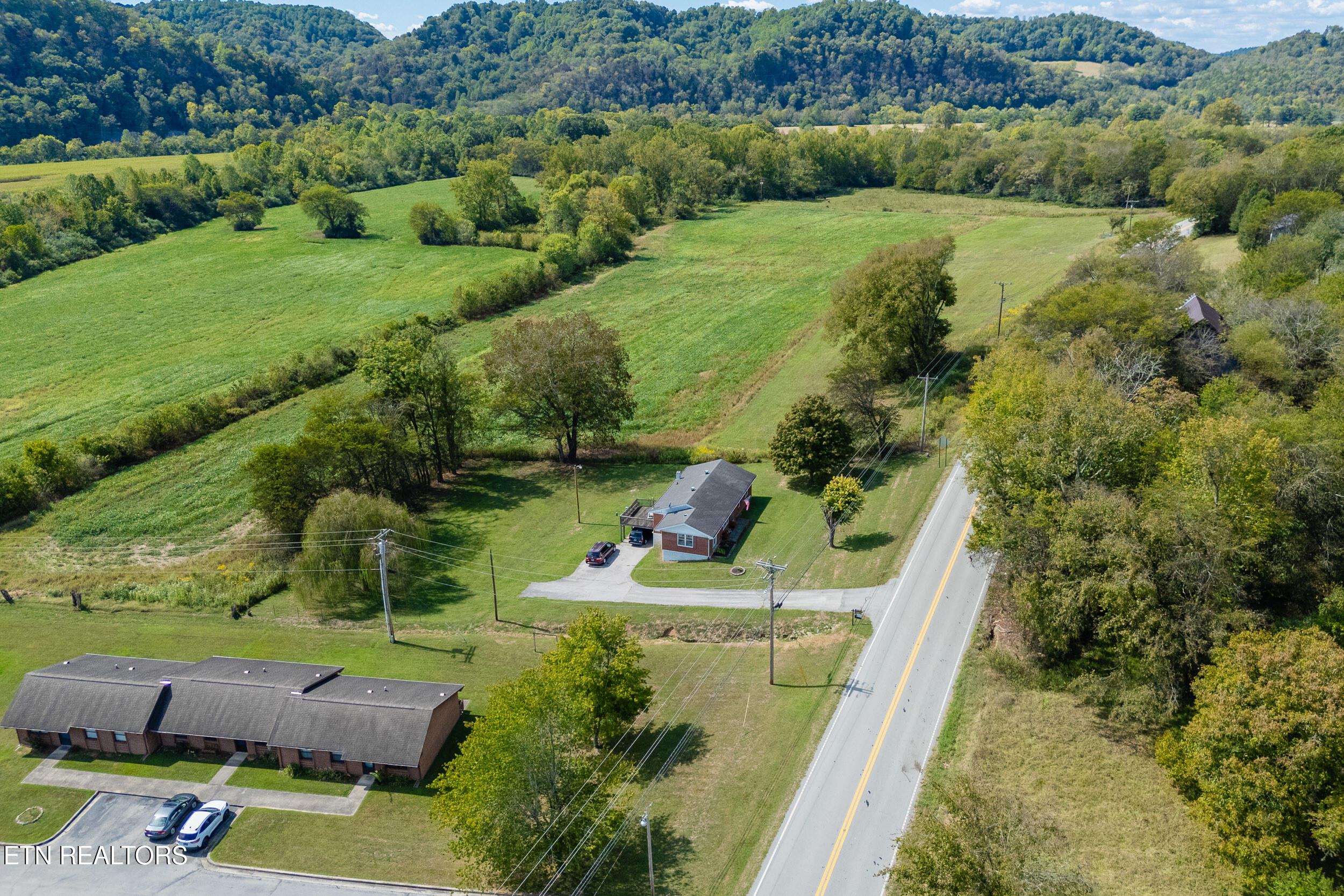455 Jennings Creek Highway Gainesboro TN 38562