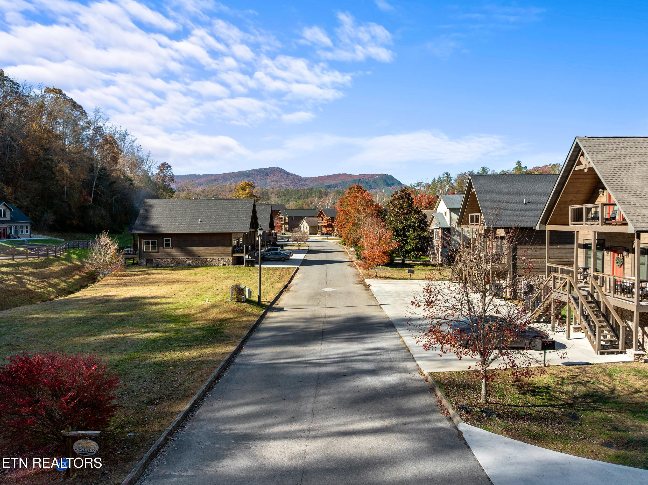 3131 Cherokee Valley Drive Sevierville TN 37862