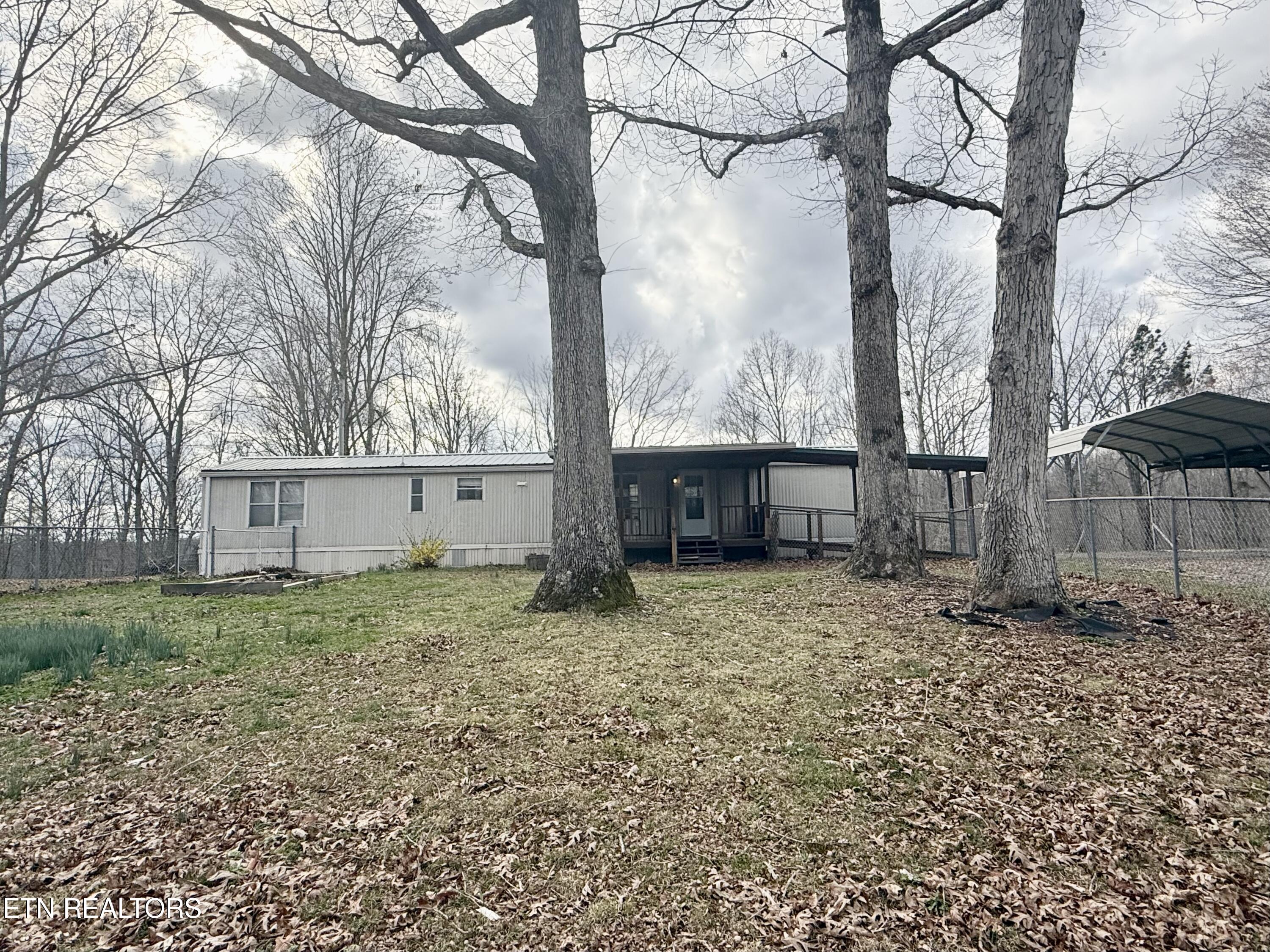 2191 Seven Knobs Road Gainesboro TN 38562