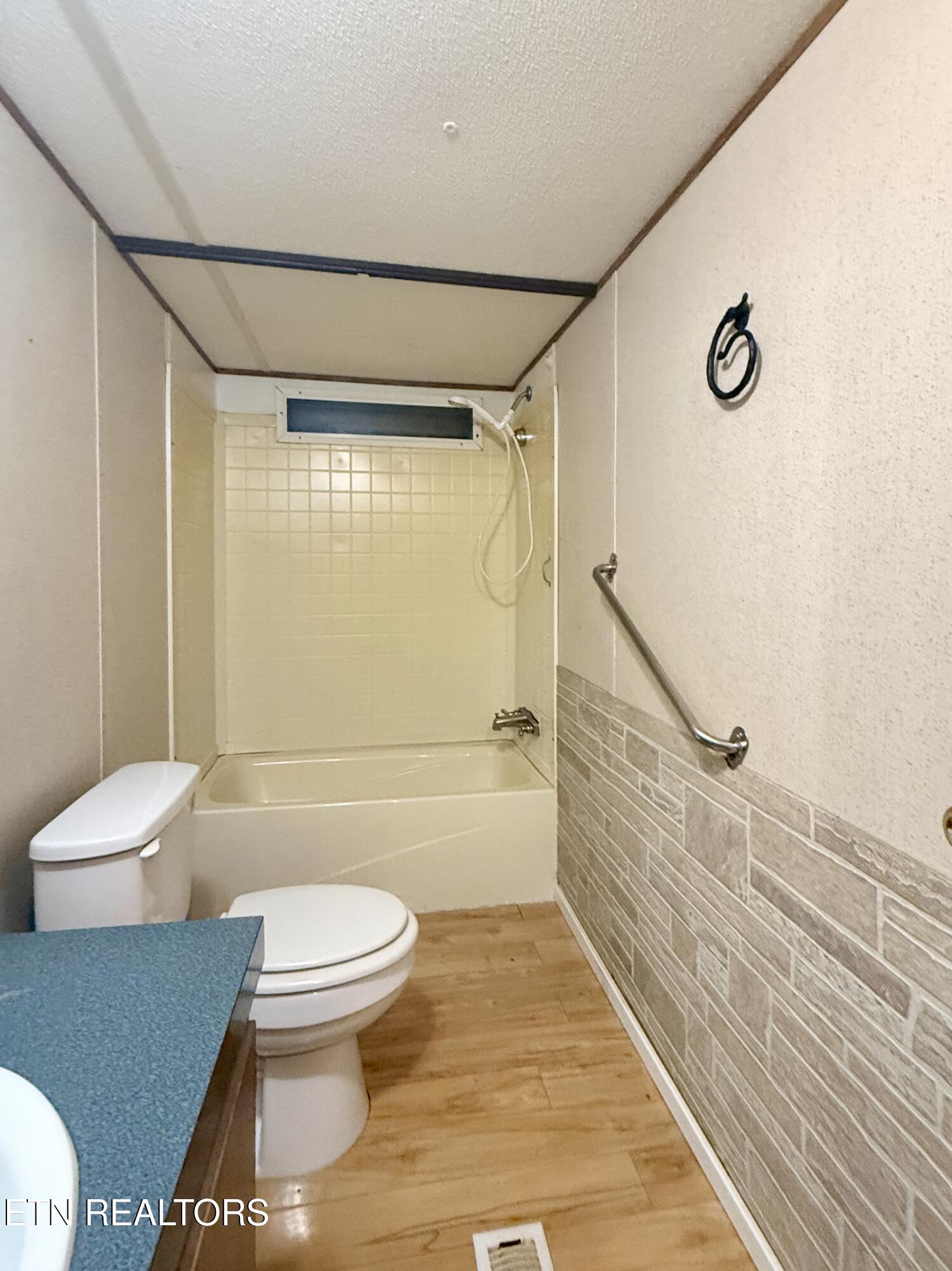 2191 Seven Knobs Road Gainesboro TN 38562