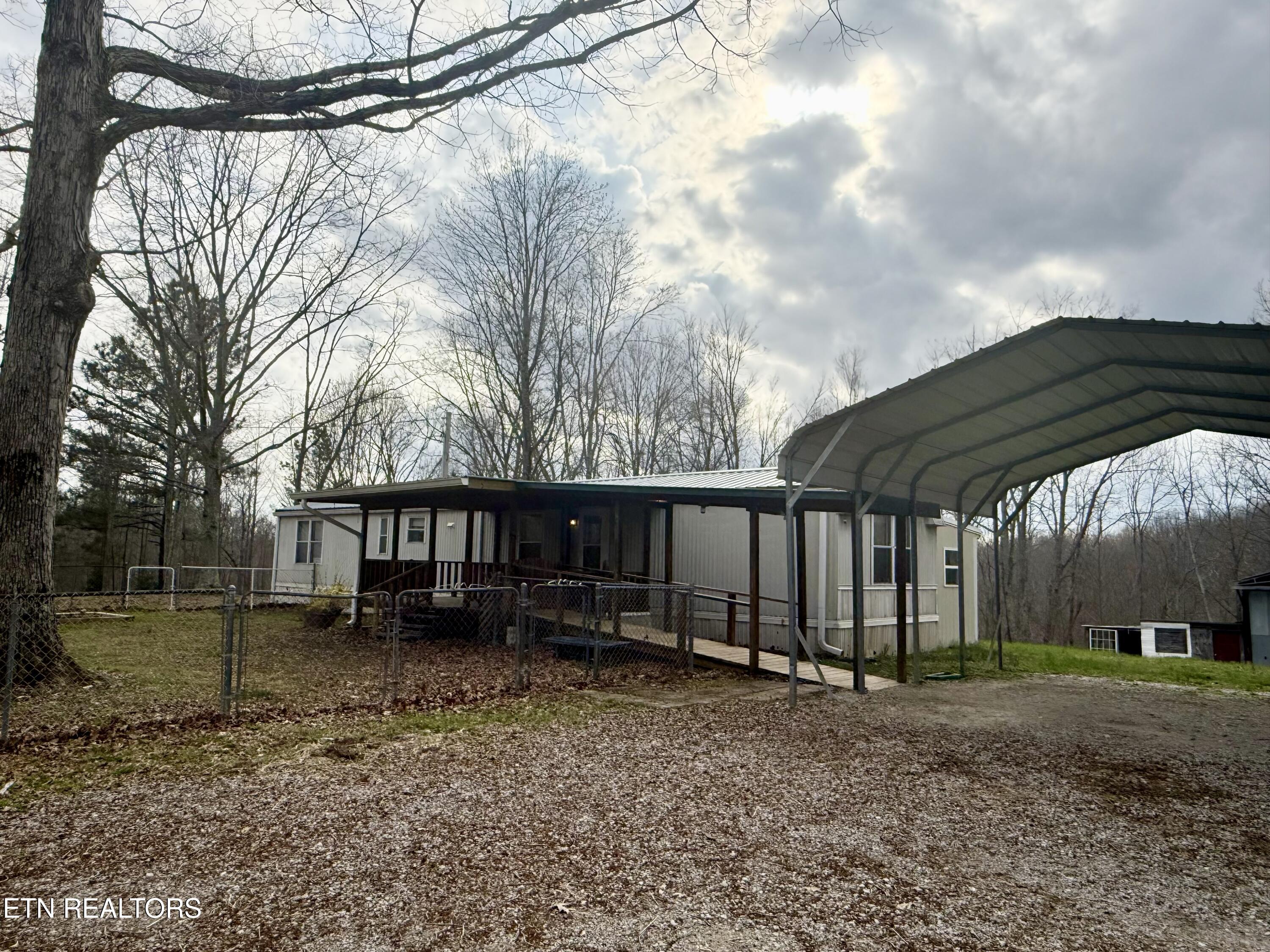 2191 Seven Knobs Road Gainesboro TN 38562