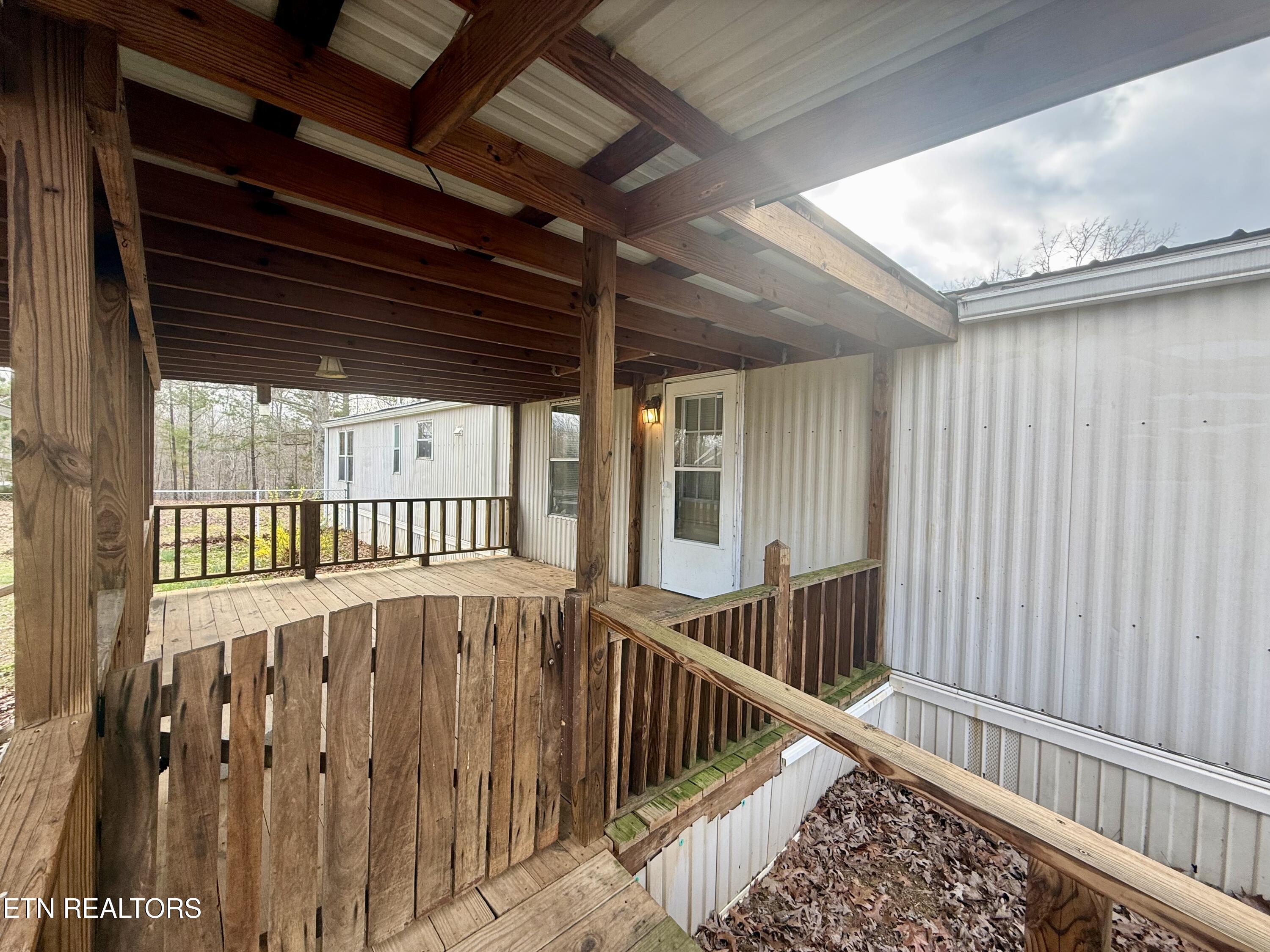 2191 Seven Knobs Road Gainesboro TN 38562