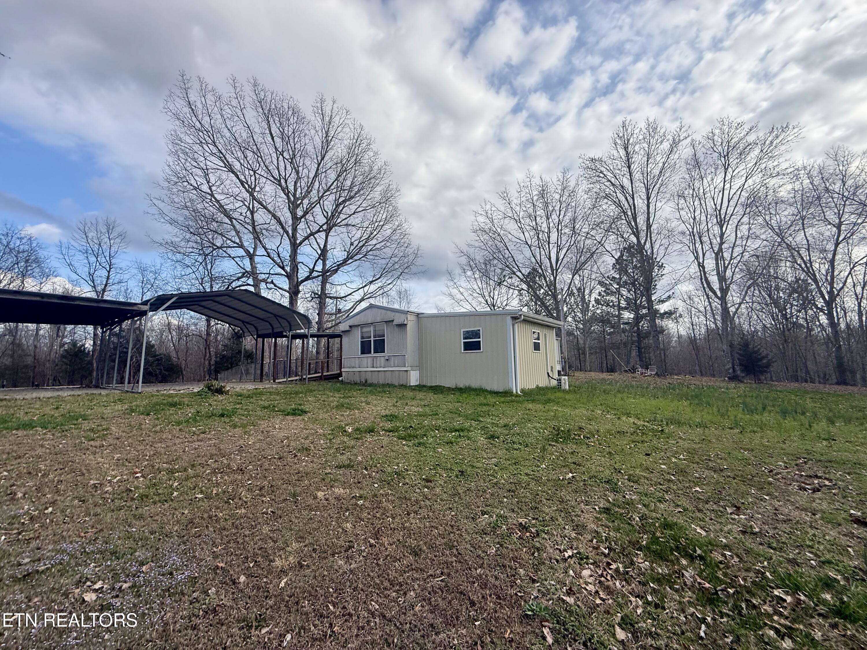 2191 Seven Knobs Road Gainesboro TN 38562
