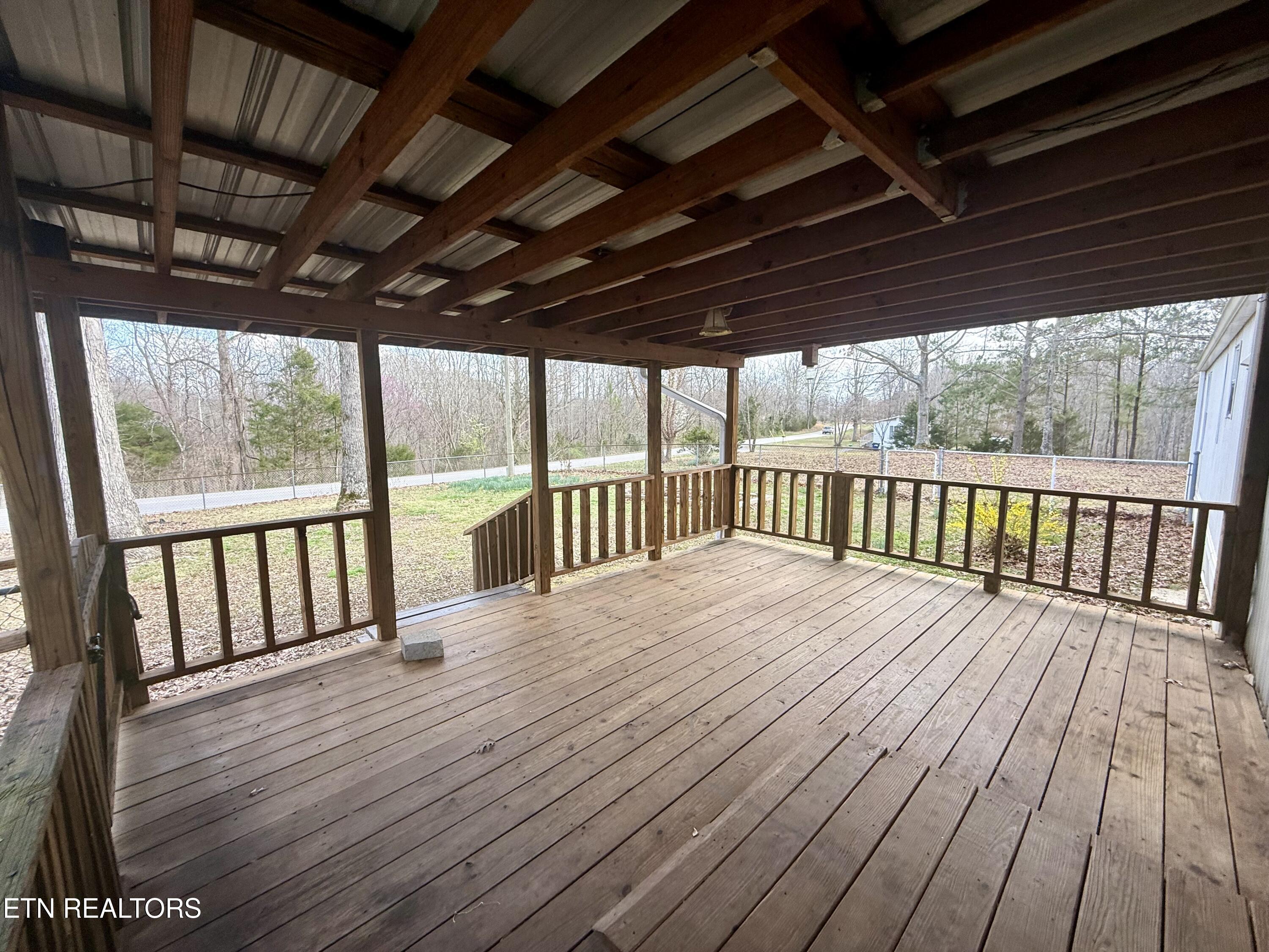 2191 Seven Knobs Road Gainesboro TN 38562