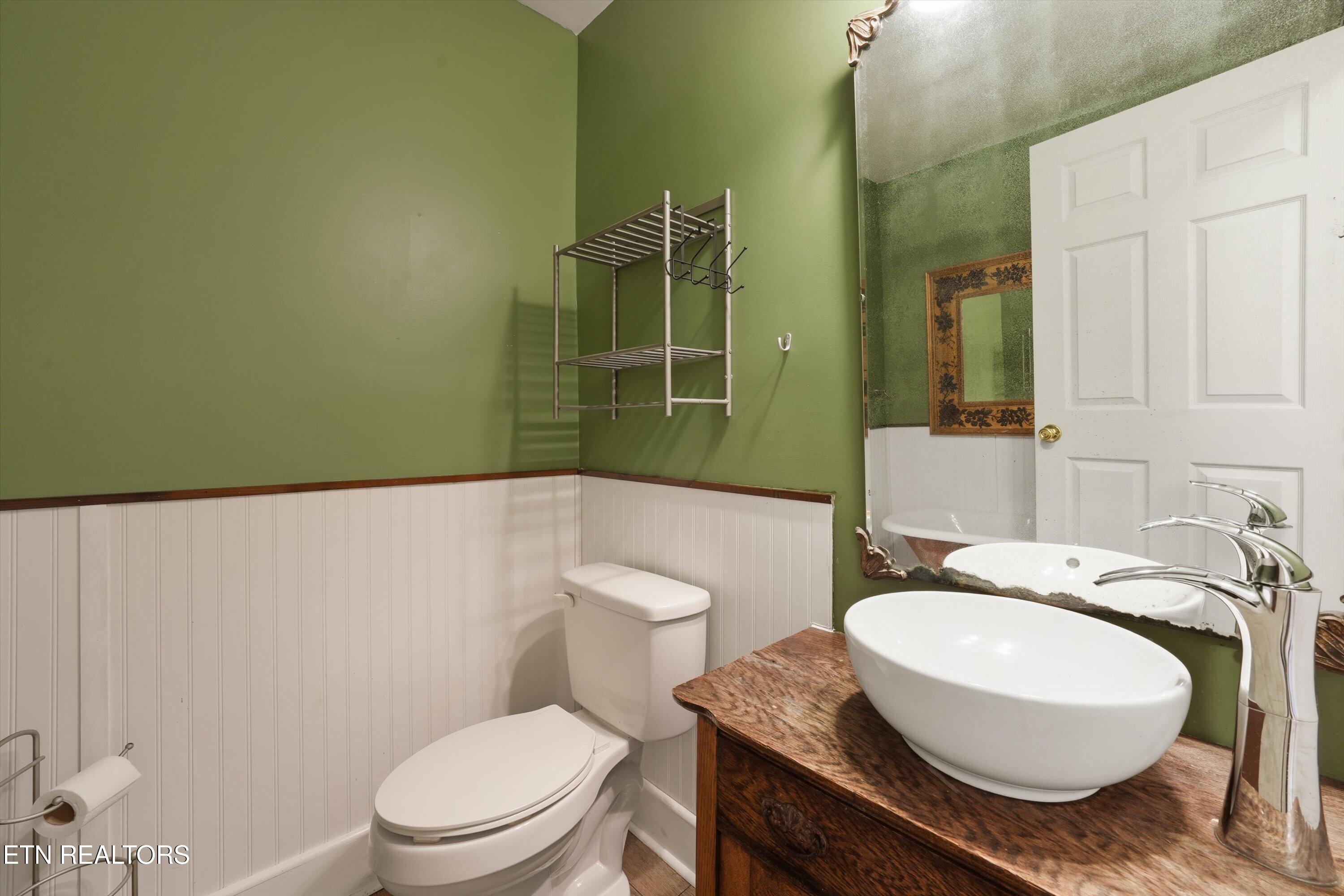 1119 County Road 130 Riceville TN 37370