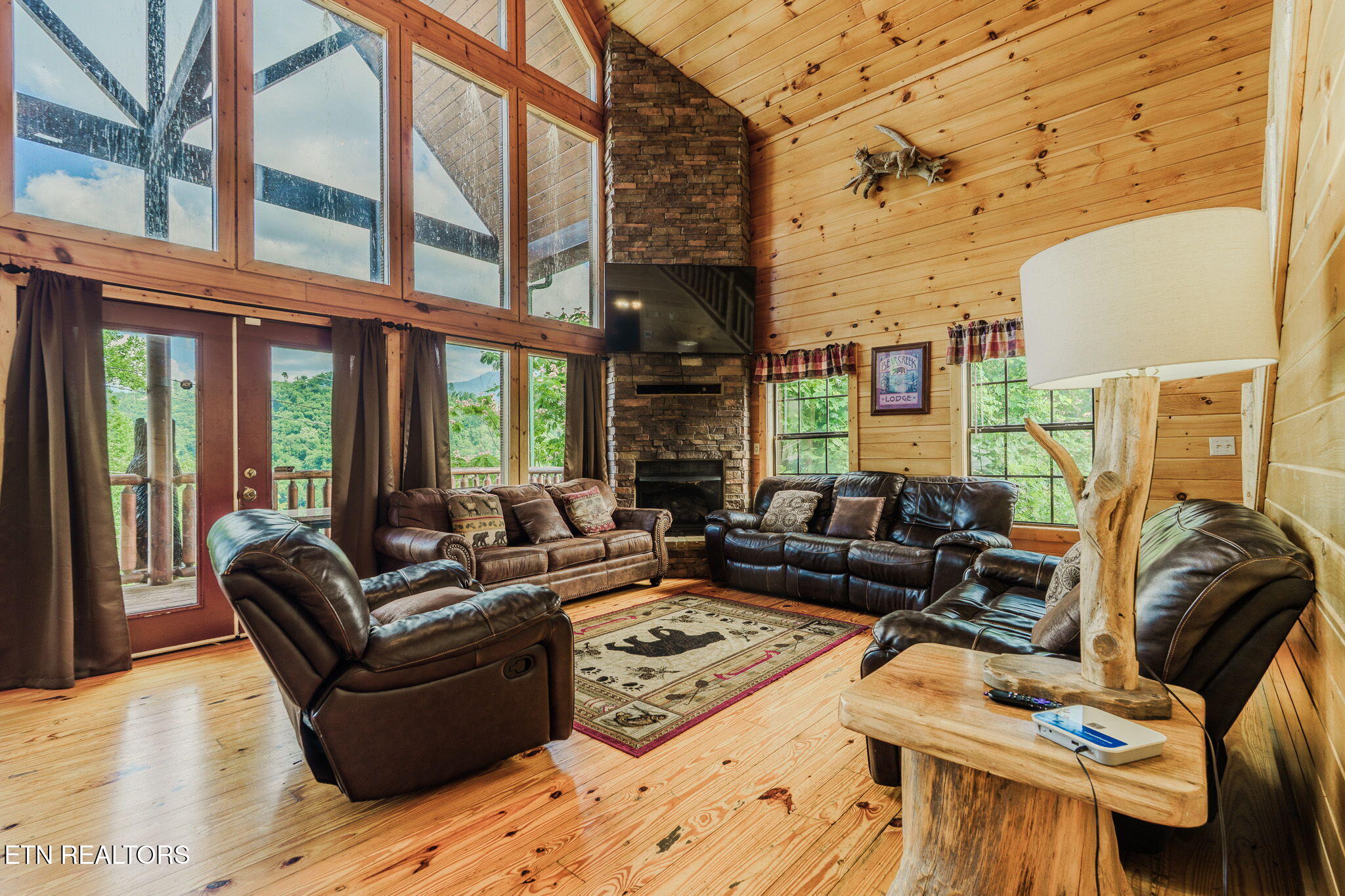 205 W Pinnacle Drive Gatlinburg TN 37738