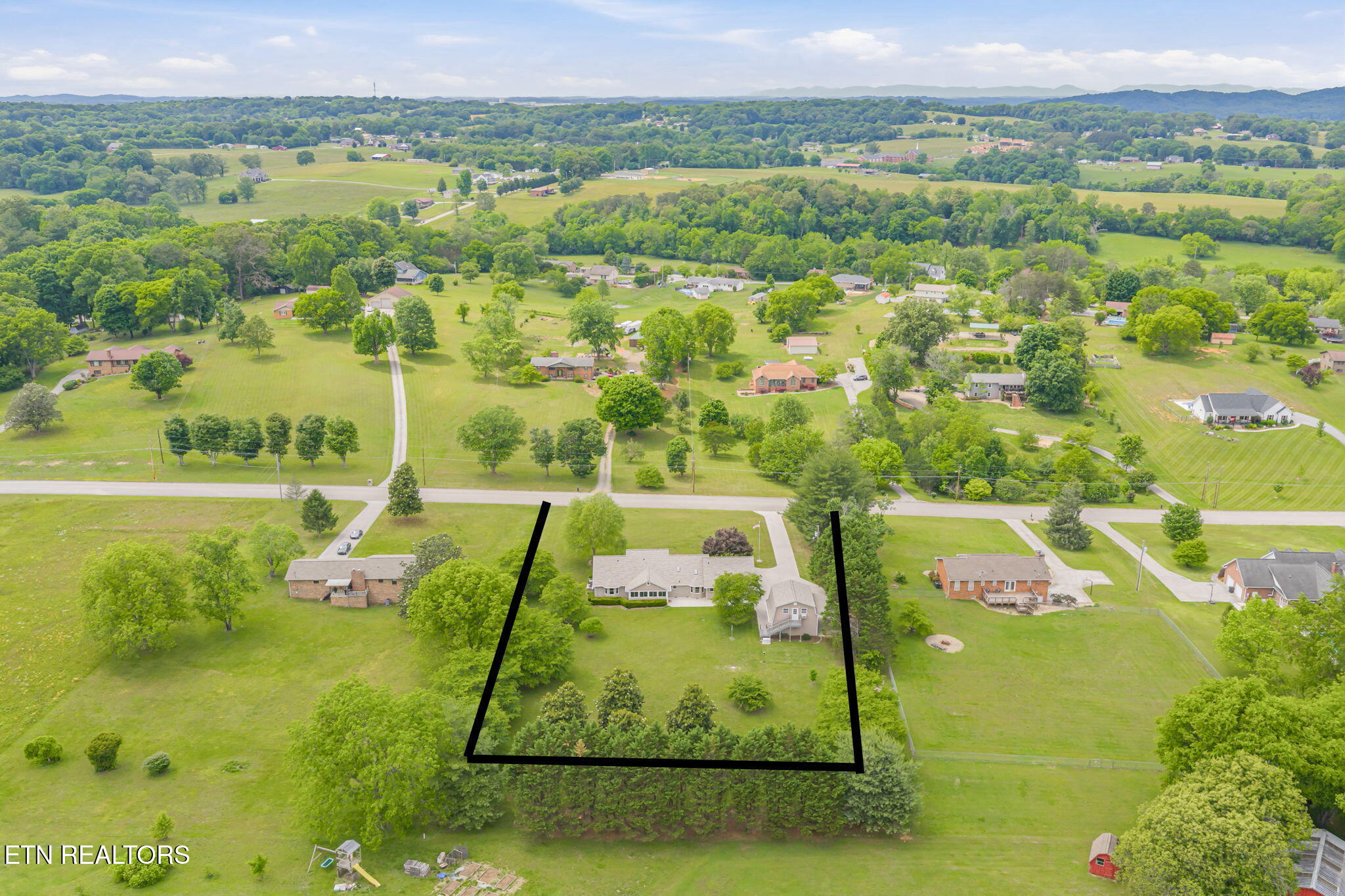 3541 Peppermint Hills Drive Maryville TN 37804