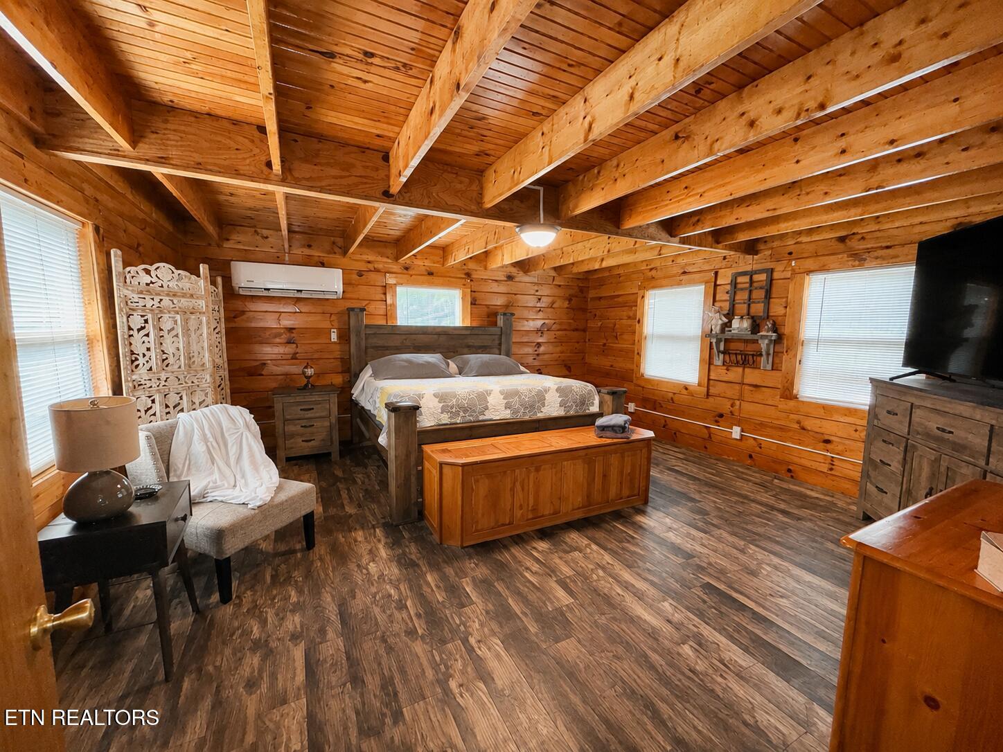 448 John Q Wyatt Road Crossville TN 38571