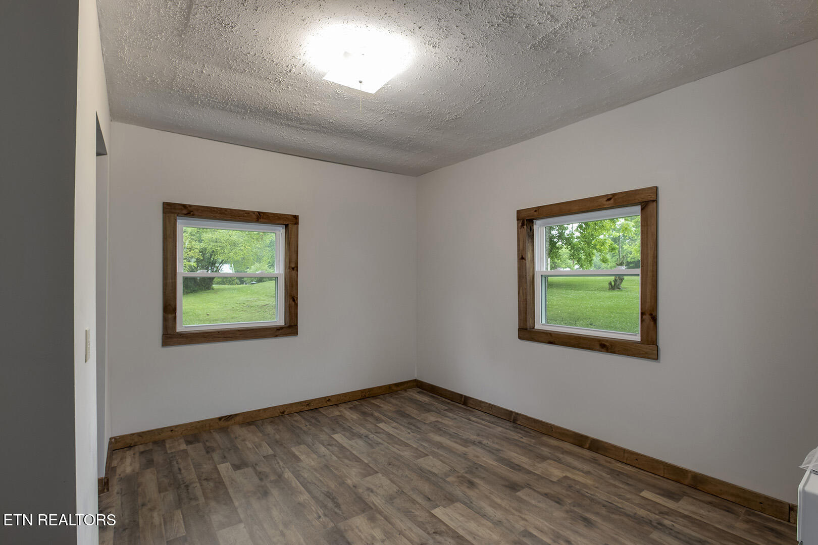 324 N Georgia Avenue Etowah TN 37331