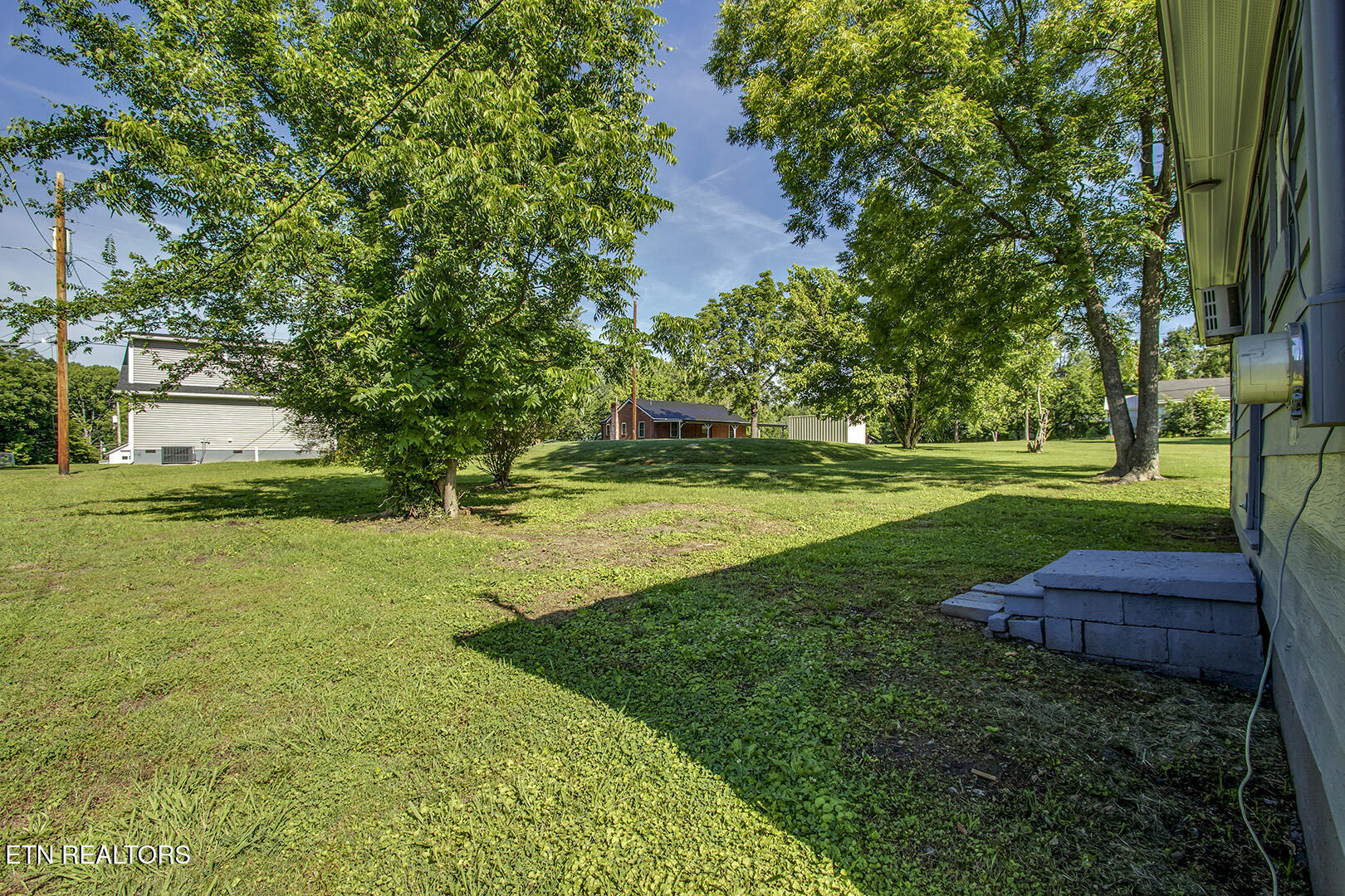 324 N Georgia Avenue Etowah TN 37331