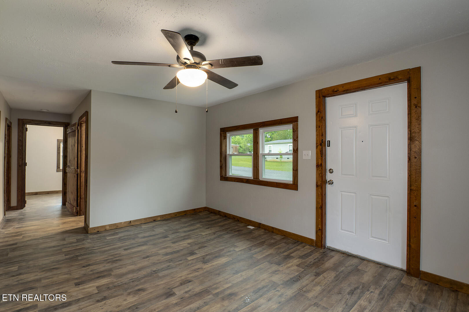 324 N Georgia Avenue Etowah TN 37331