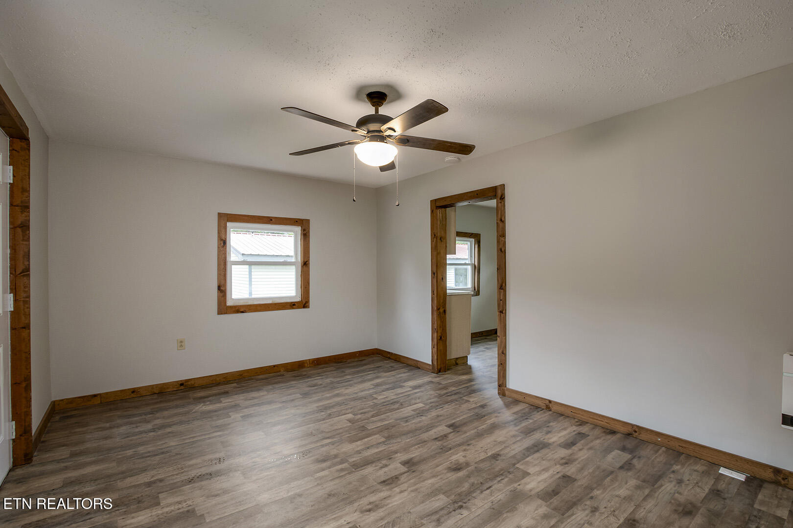 324 N Georgia Avenue Etowah TN 37331