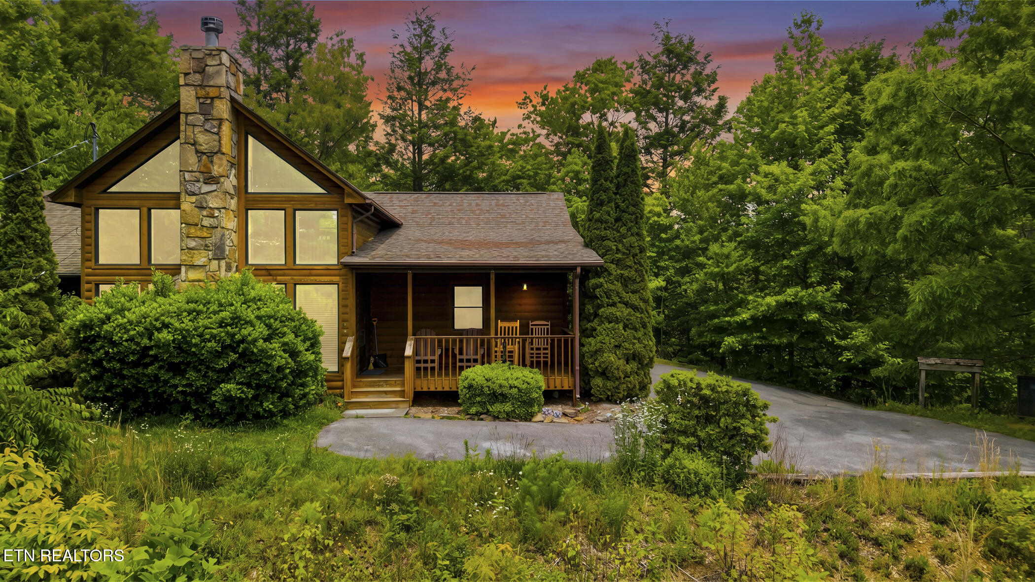 817 Sunshine Trail Gatlinburg TN 37738