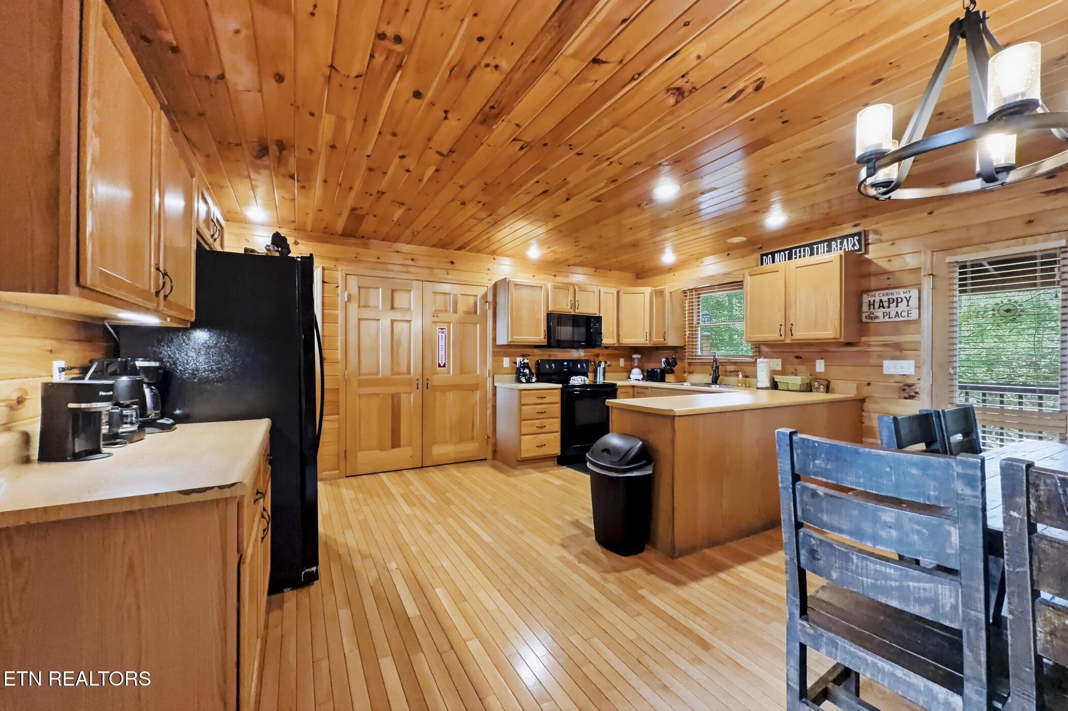 817 Sunshine Trail Gatlinburg TN 37738