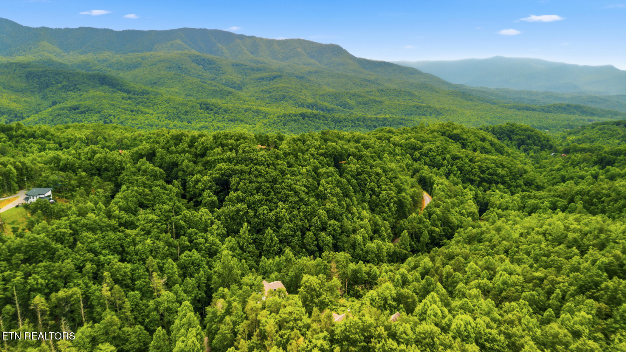 817 Sunshine Trail Gatlinburg TN 37738