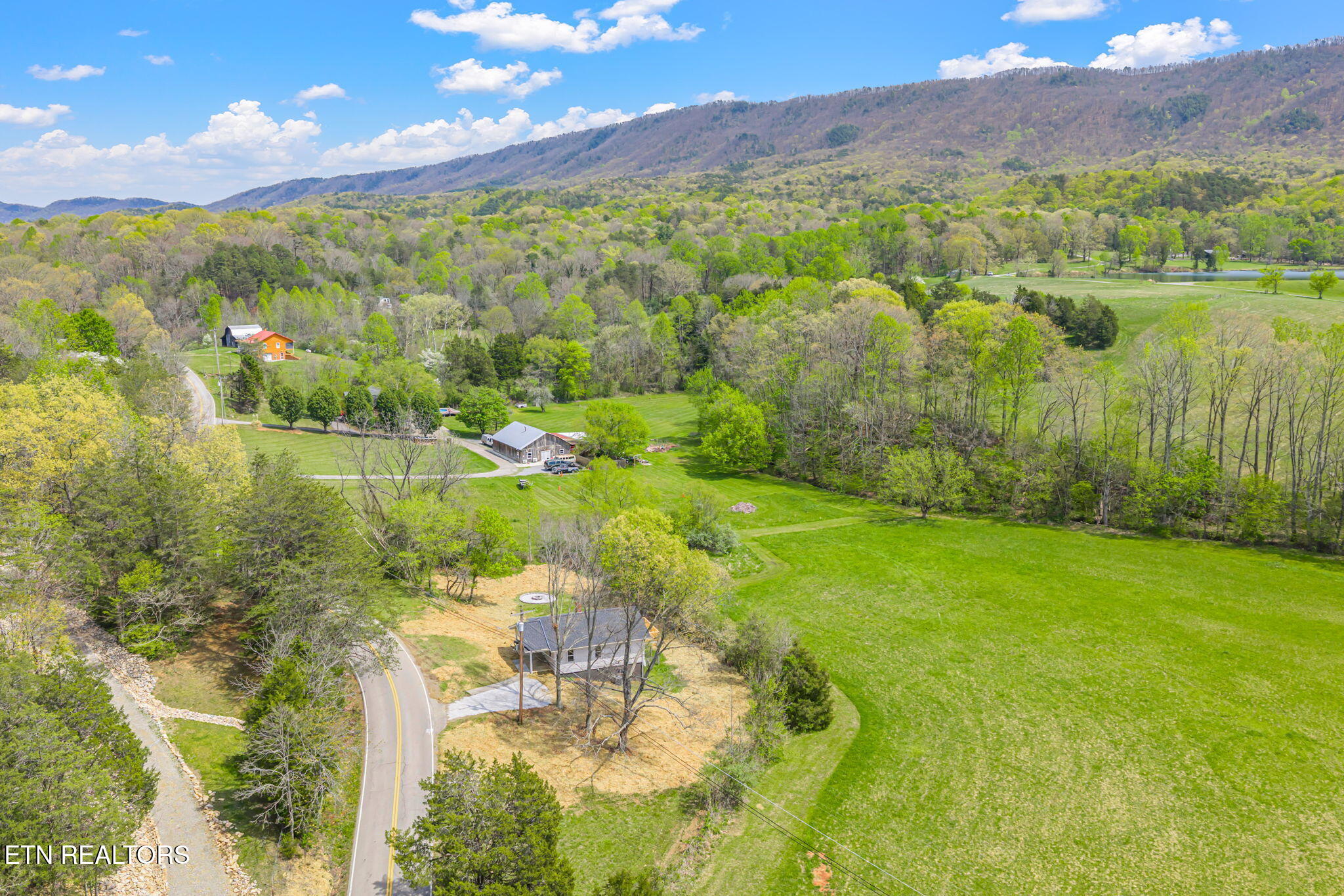 1757 Old Piney Road Maryville TN 37803