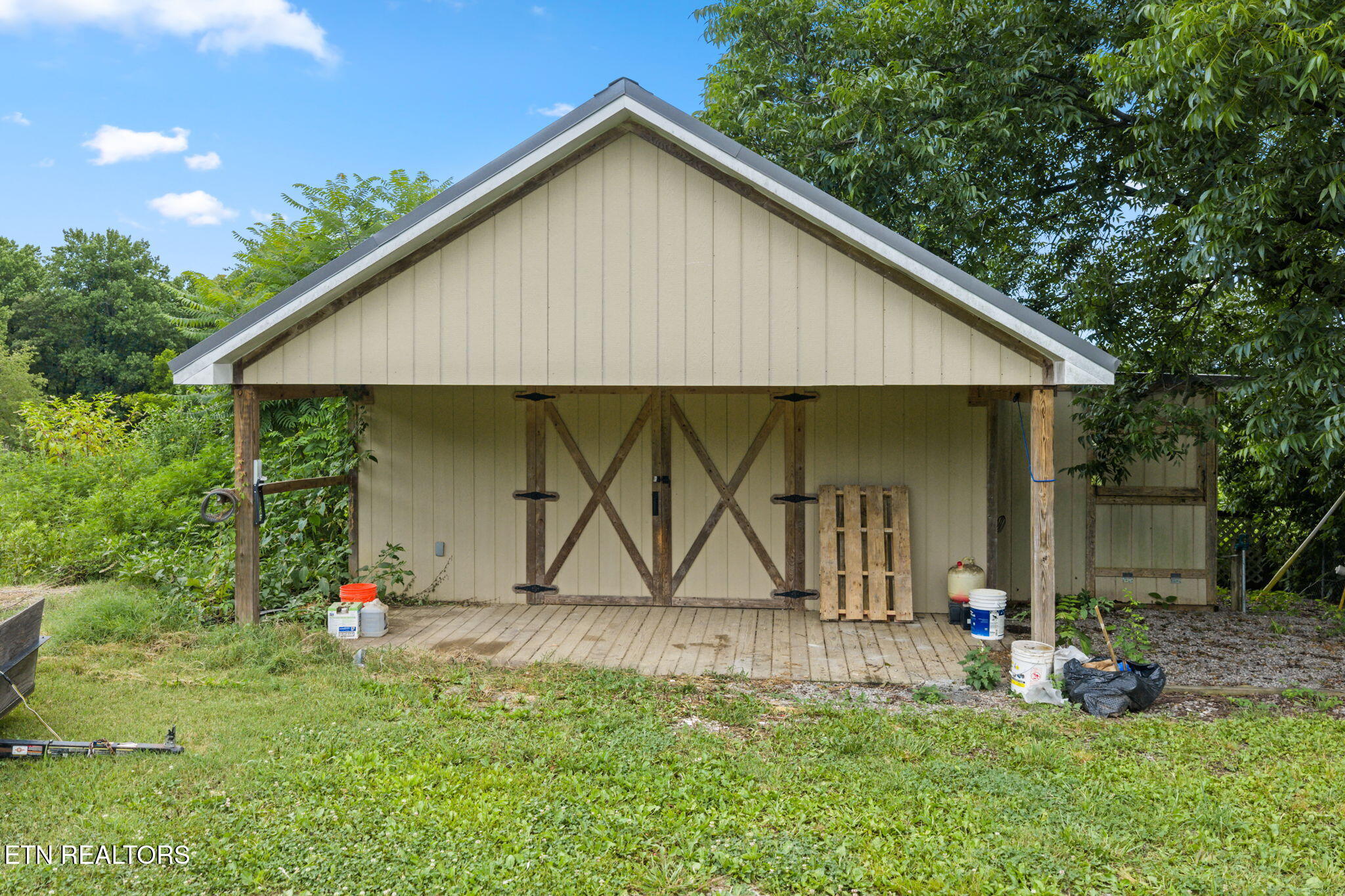 260 Long Hollow Road Clinton TN 37716
