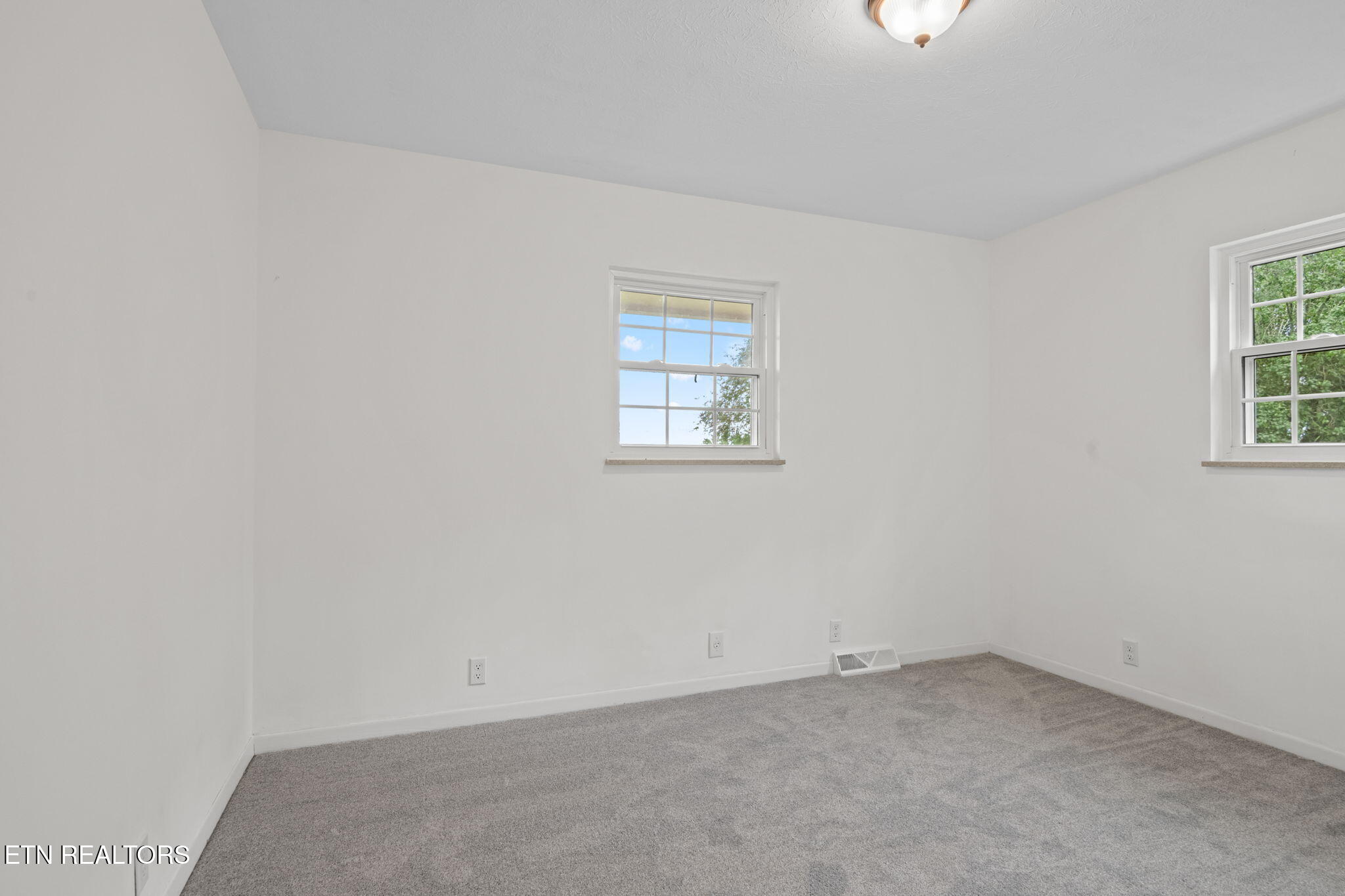 260 Long Hollow Road Clinton TN 37716