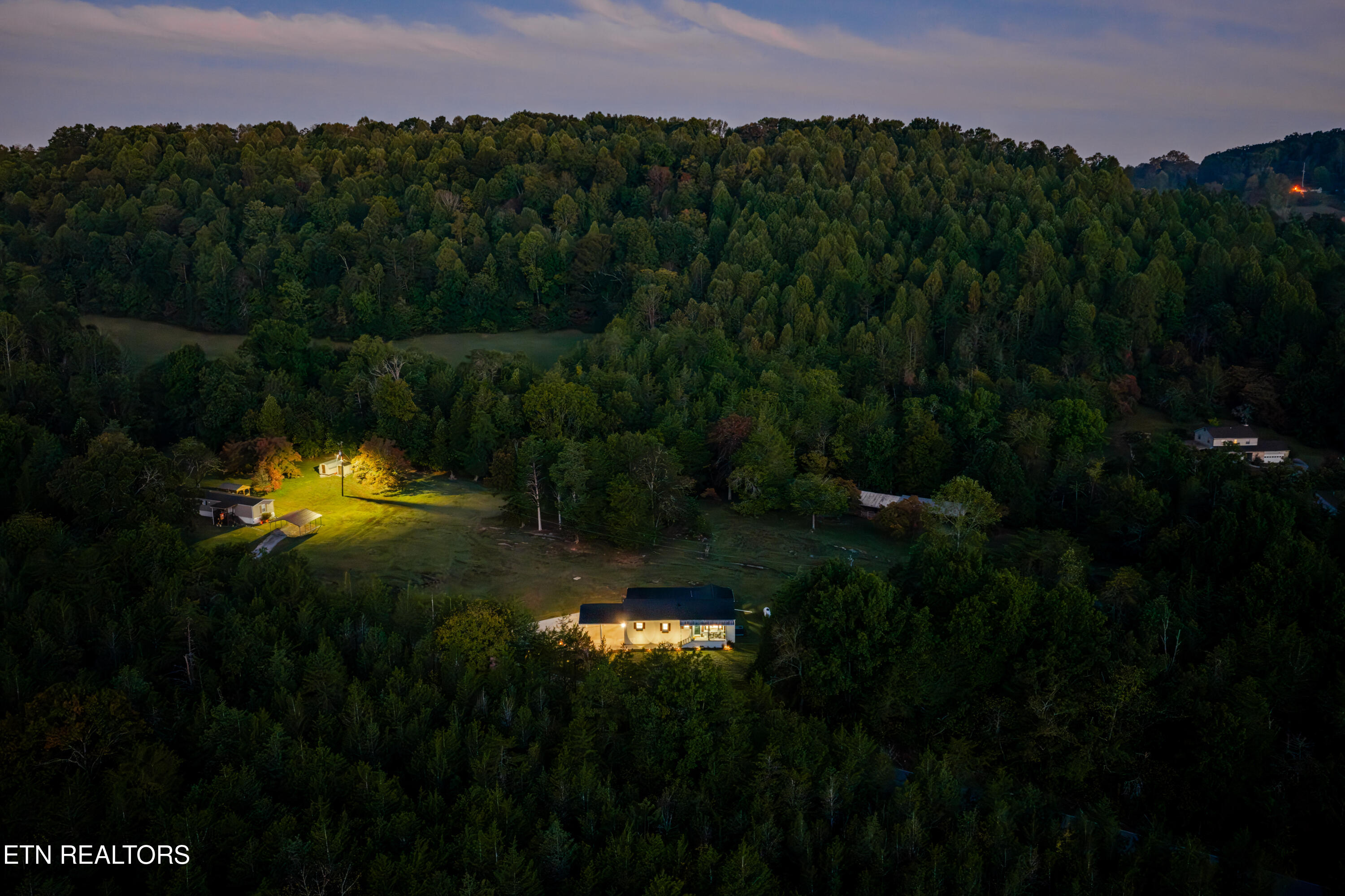 1184 Raccoon Valley Road Maynardville TN 37807