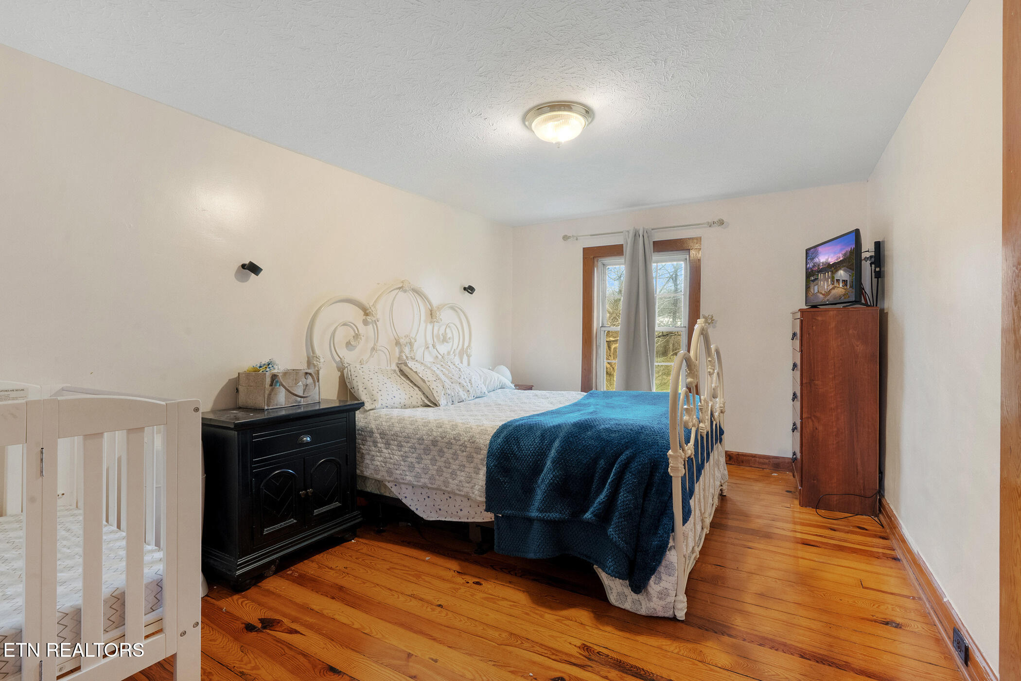 2176 Walnut Street White Pine TN 37890