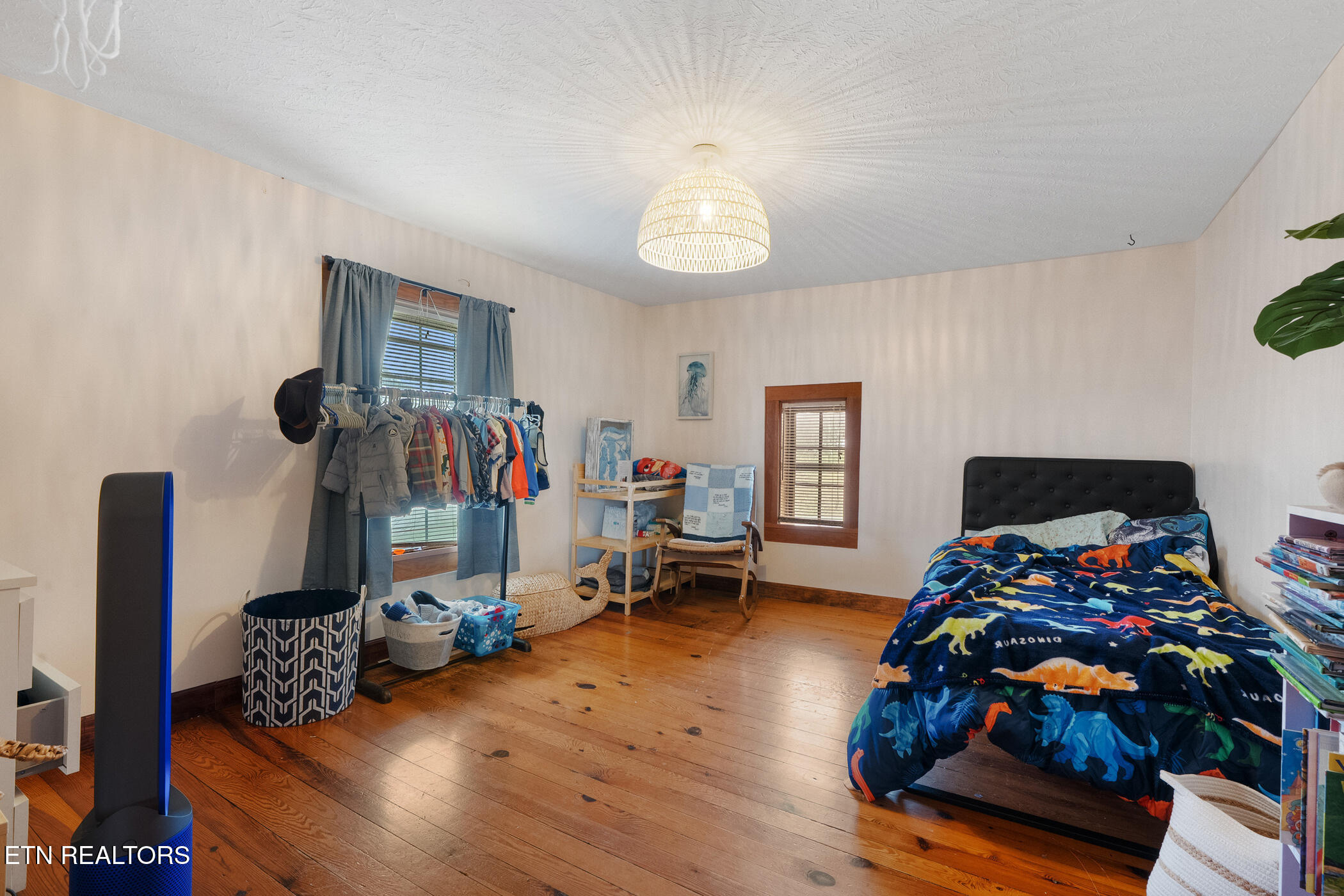 2176 Walnut Street White Pine TN 37890