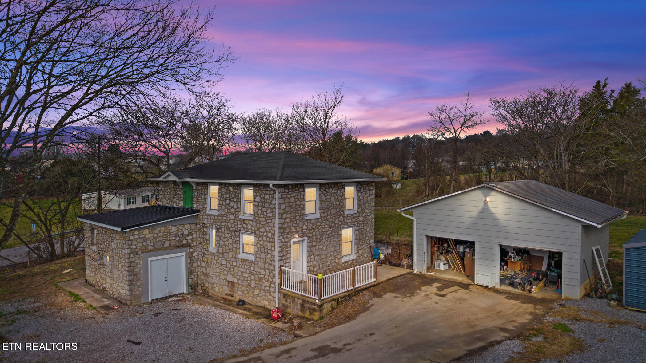 2176 Walnut Street White Pine TN 37890
