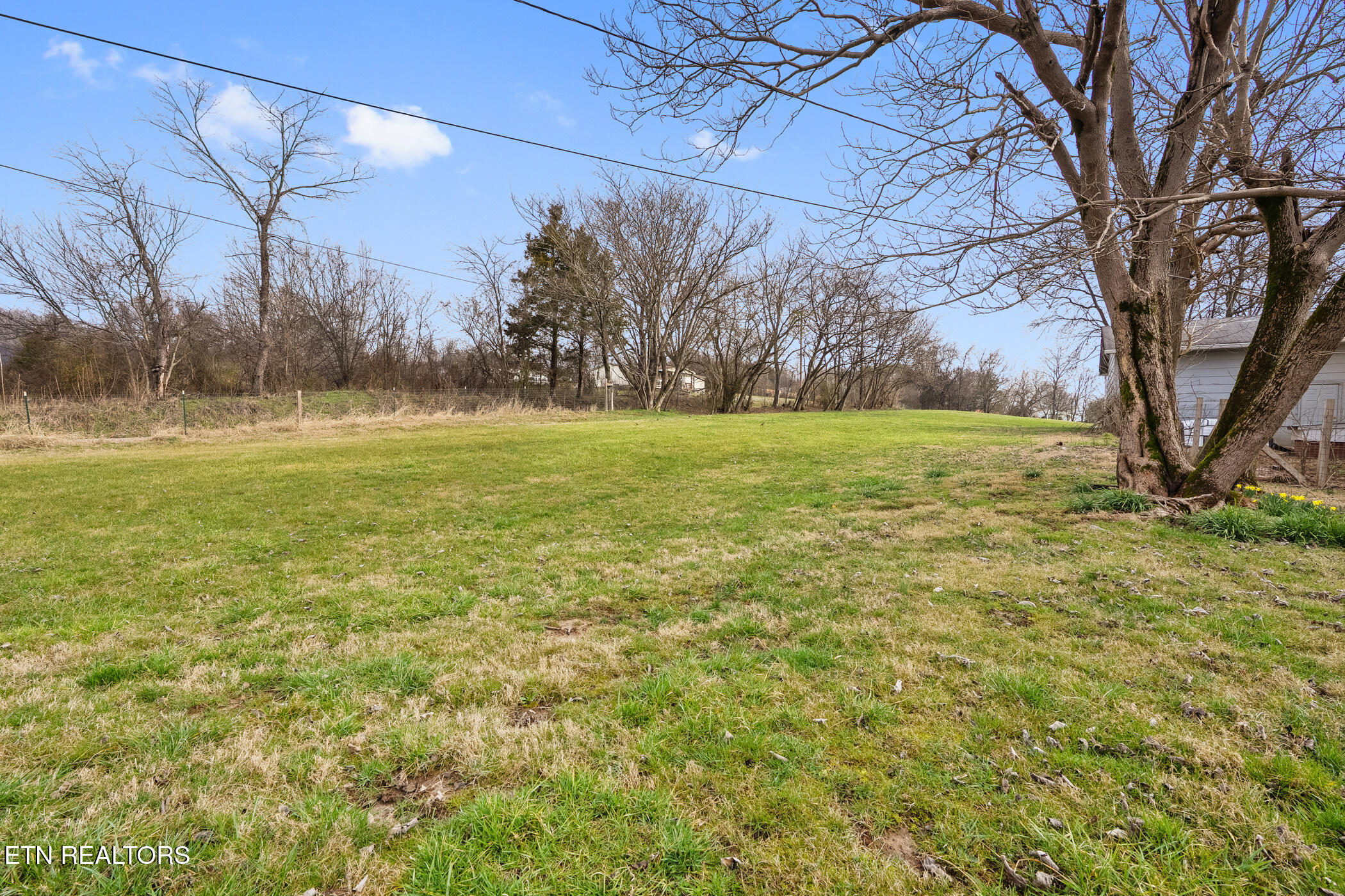 2176 Walnut Street White Pine TN 37890