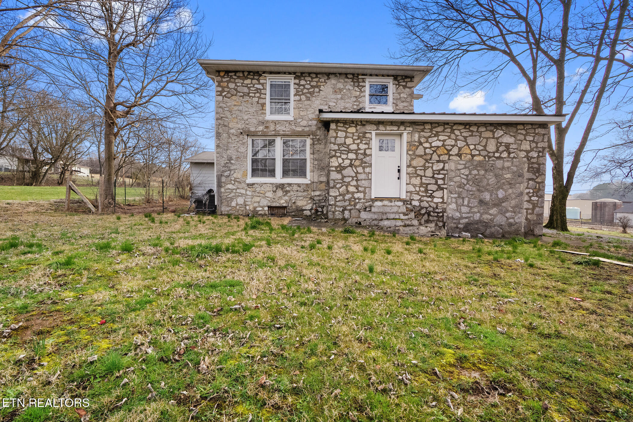 2176 Walnut Street White Pine TN 37890