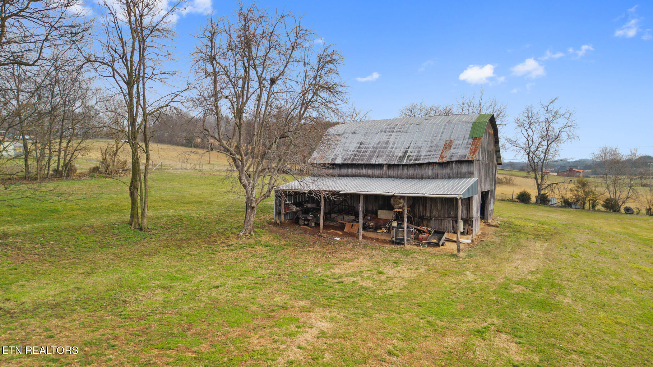 2176 Walnut Street White Pine TN 37890
