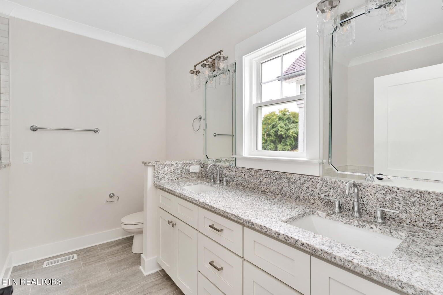1317 Thomas Avenue Chattanooga TN 37409