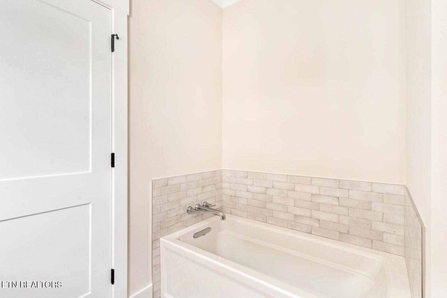 1317 Thomas Avenue Chattanooga TN 37409