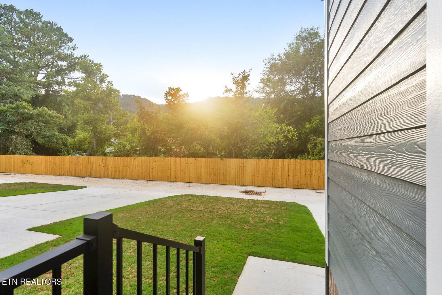 1317 Thomas Avenue Chattanooga TN 37409