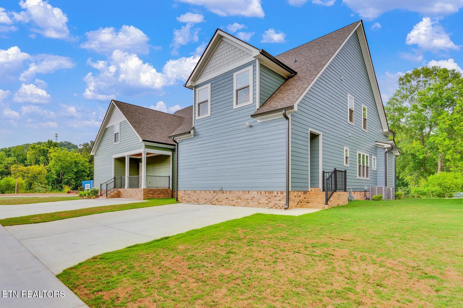 1317 Thomas Avenue Chattanooga TN 37409