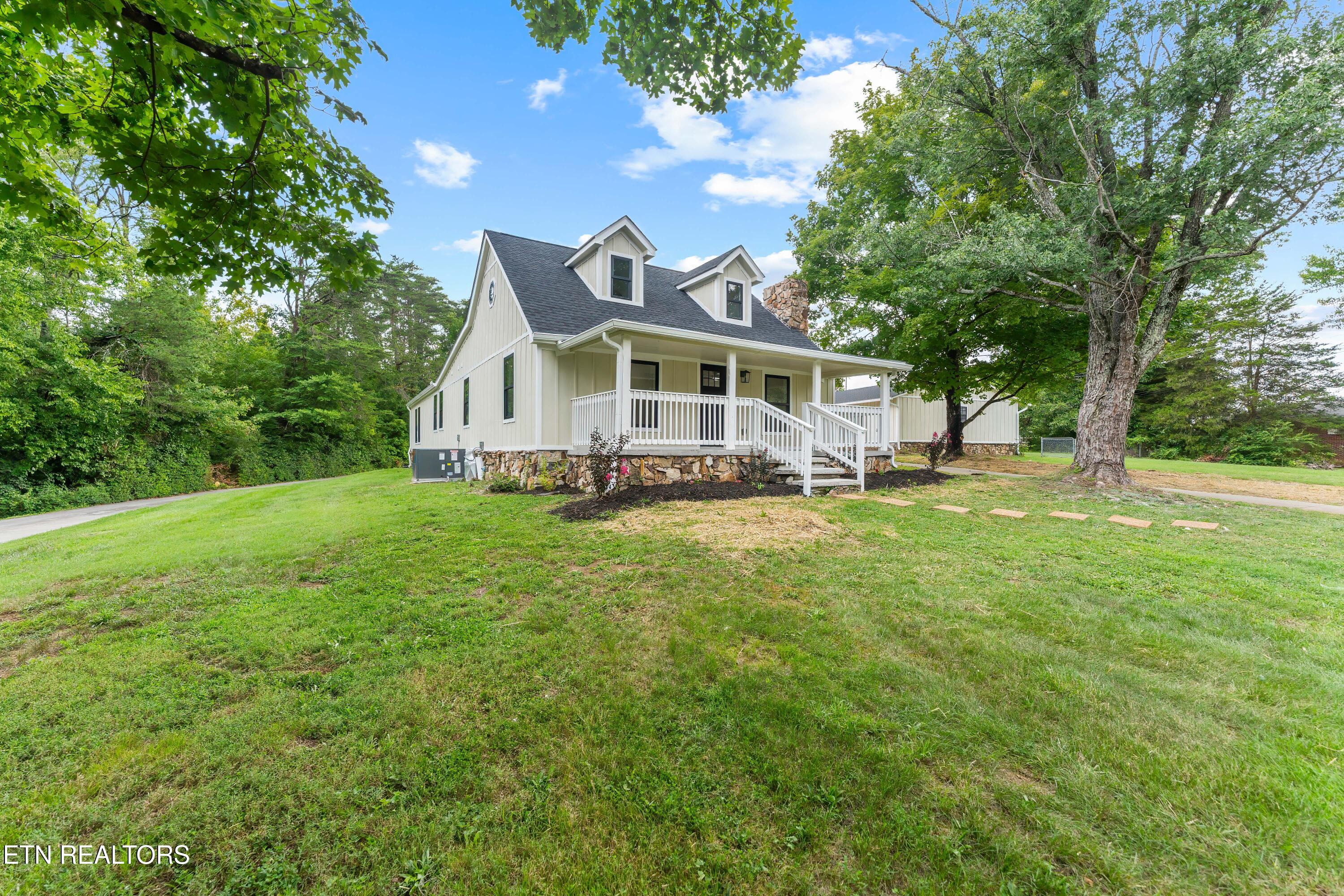 1921 Big Springs Road Maryville TN 37801