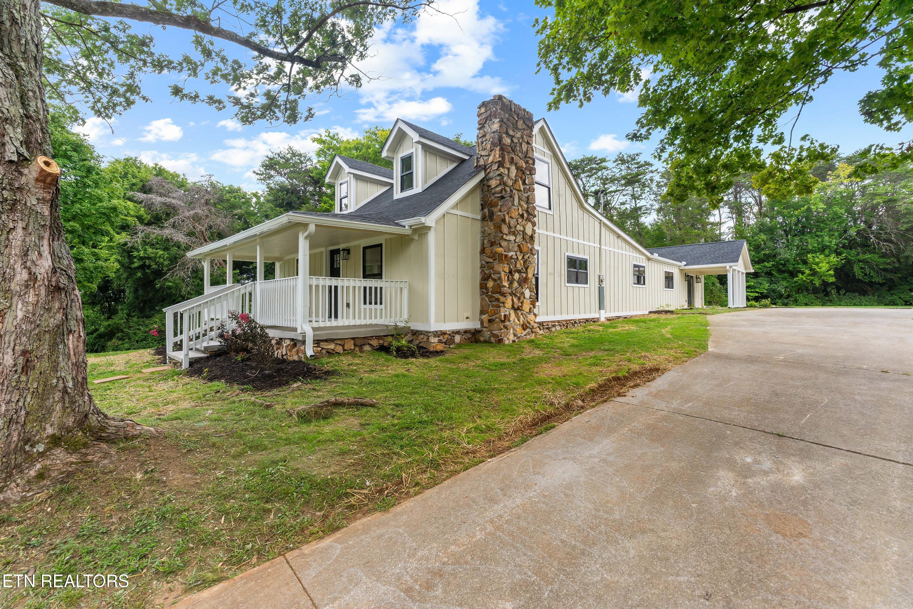 1921 Big Springs Road Maryville TN 37801