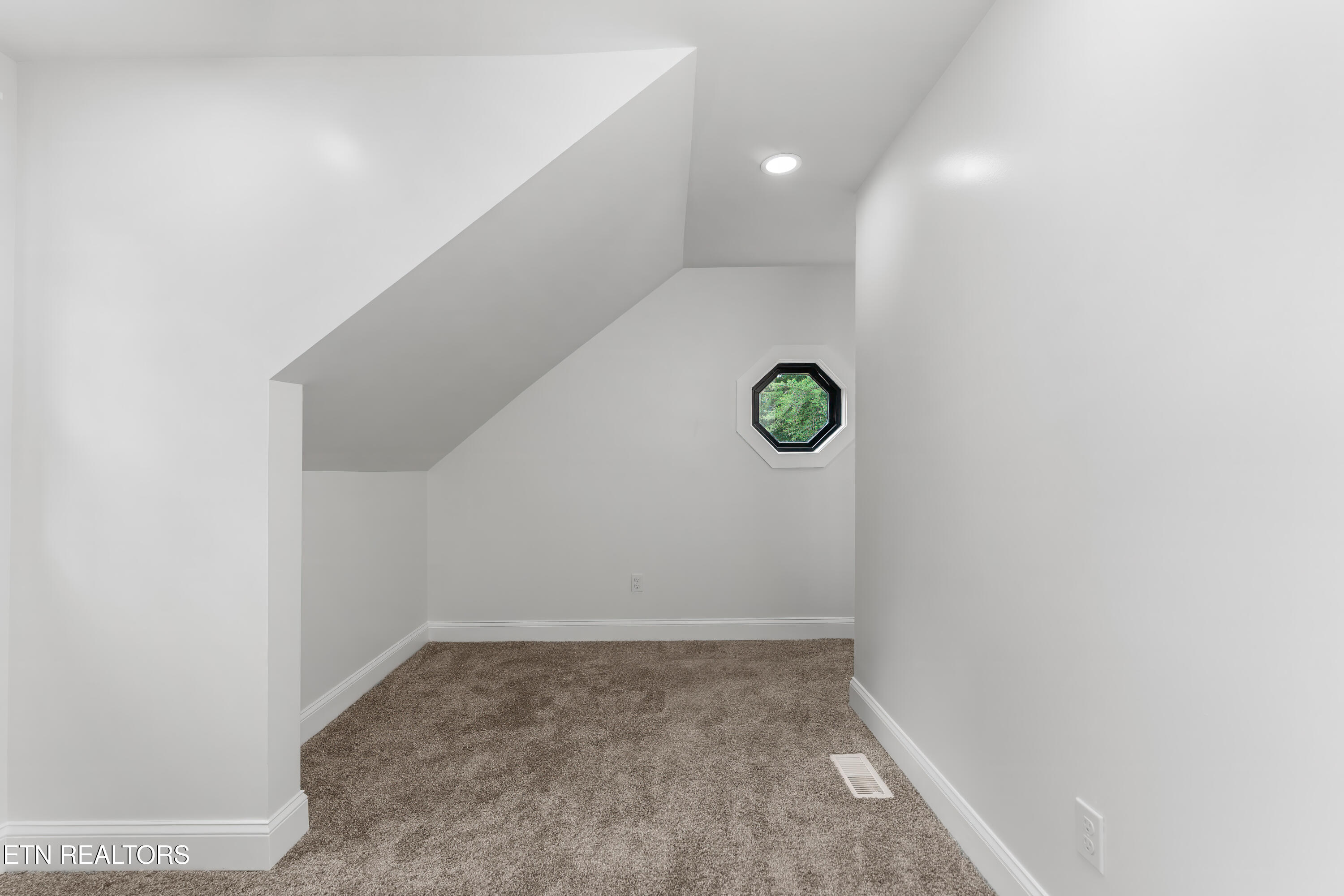 1921 Big Springs Road Maryville TN 37801