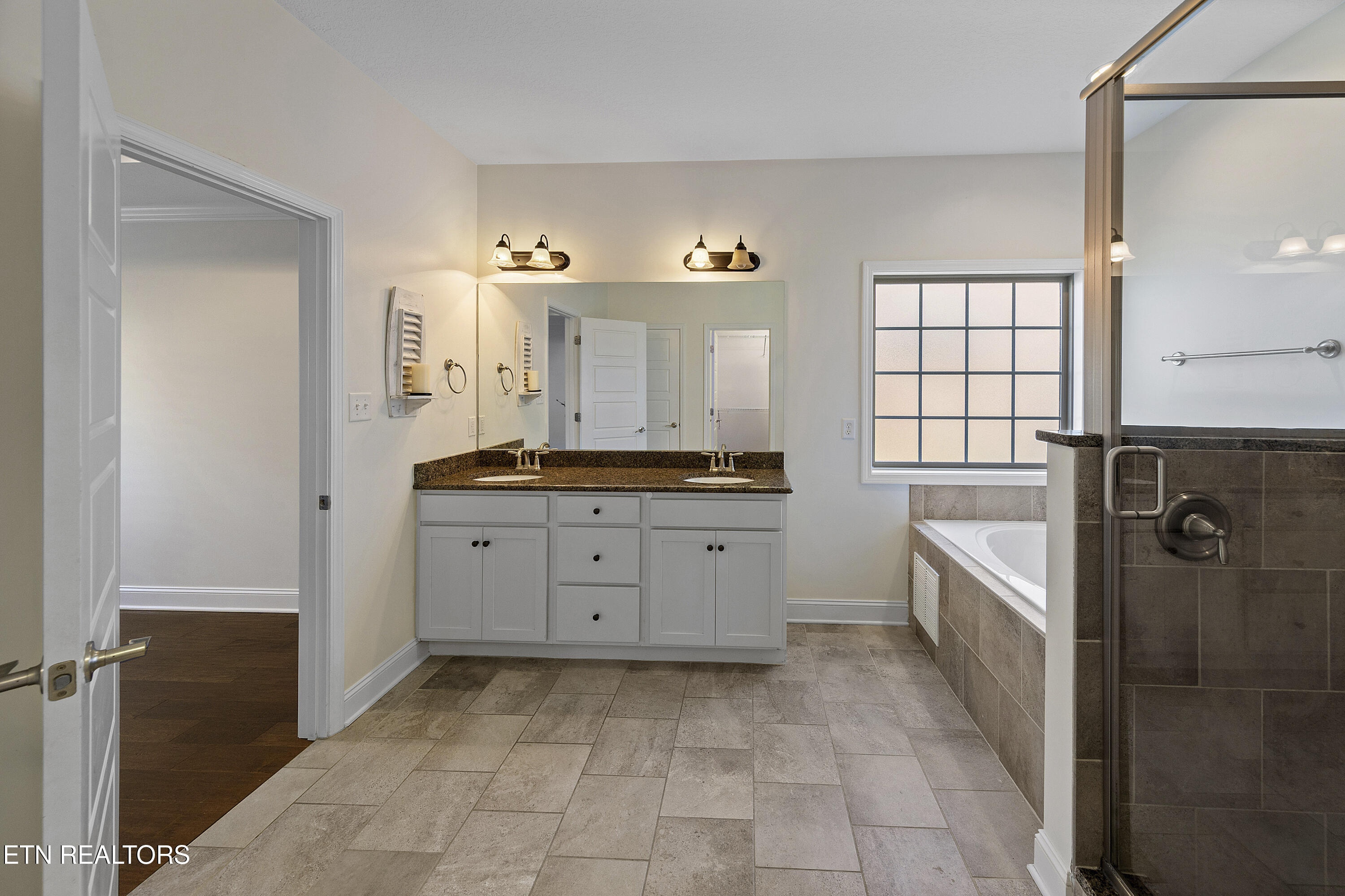 2214 Muddy Creek Lane Knoxville TN 37932