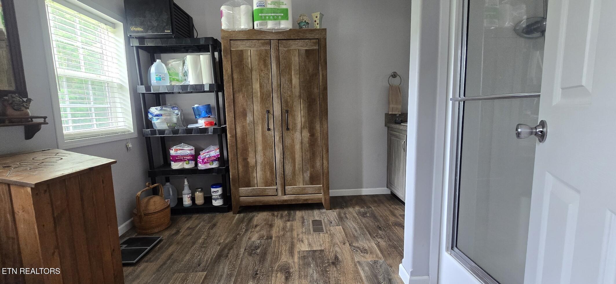 815 Crooked Branch Pvt Road Huntsville TN 37756