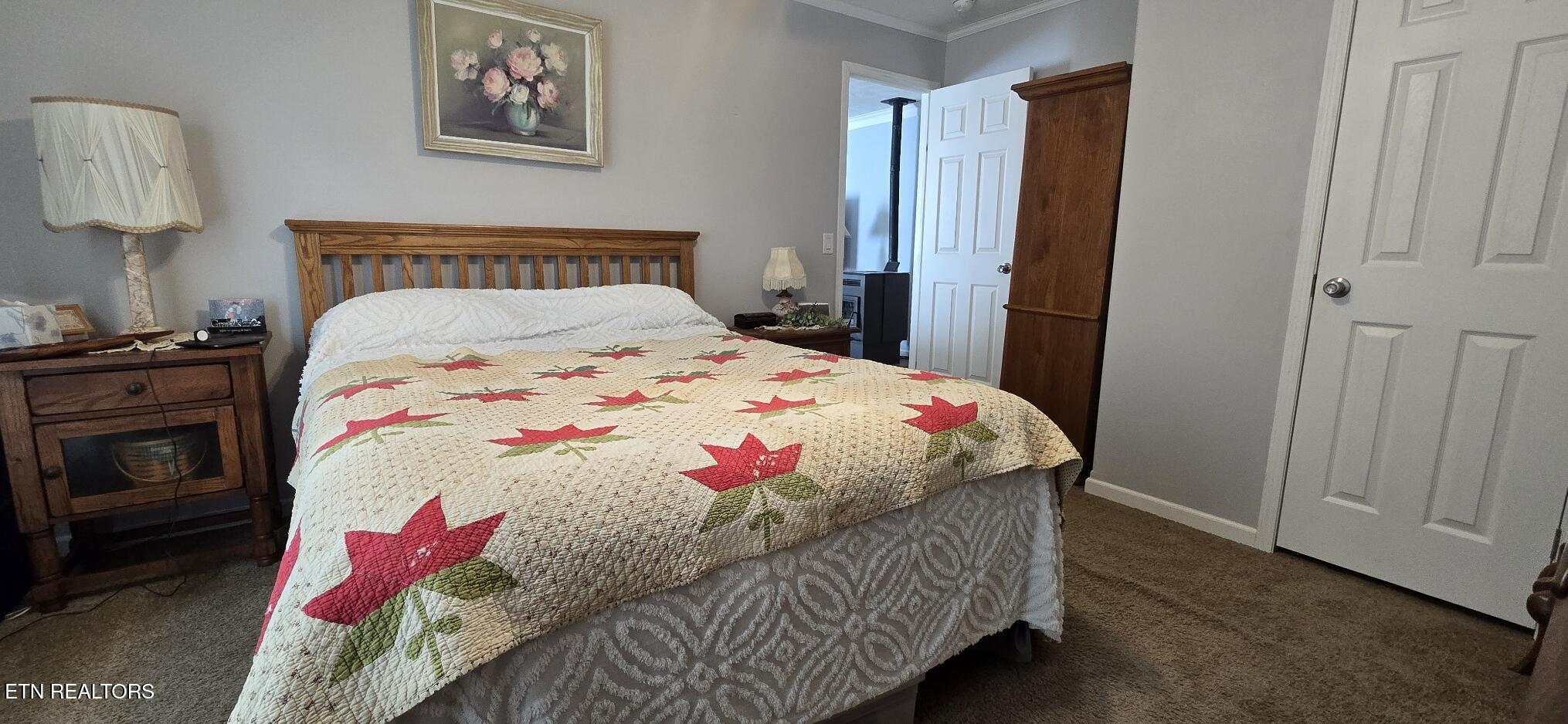 815 Crooked Branch Pvt Road Huntsville TN 37756